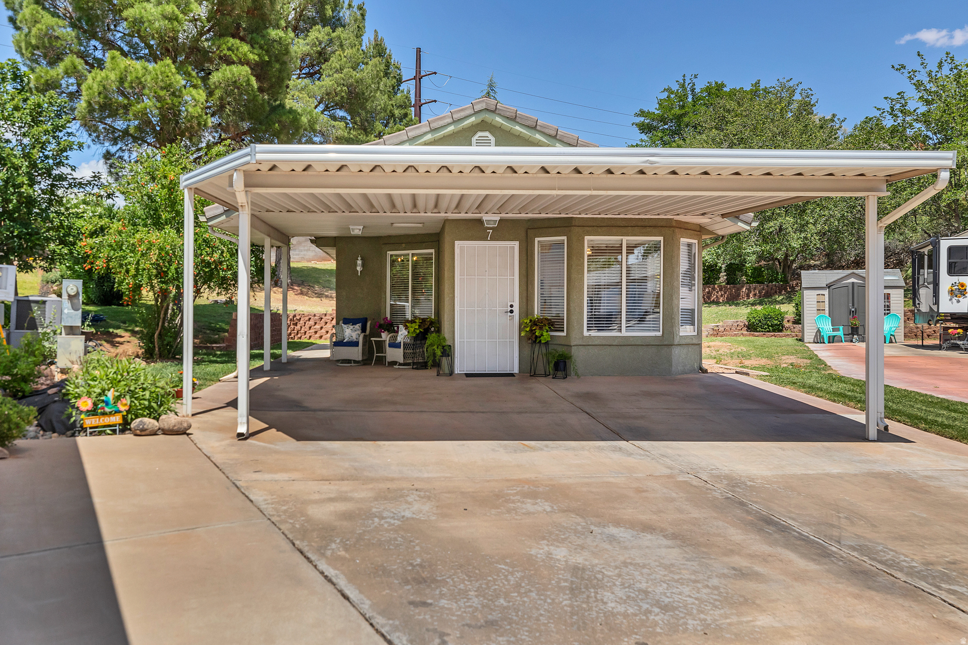 main property photo 18