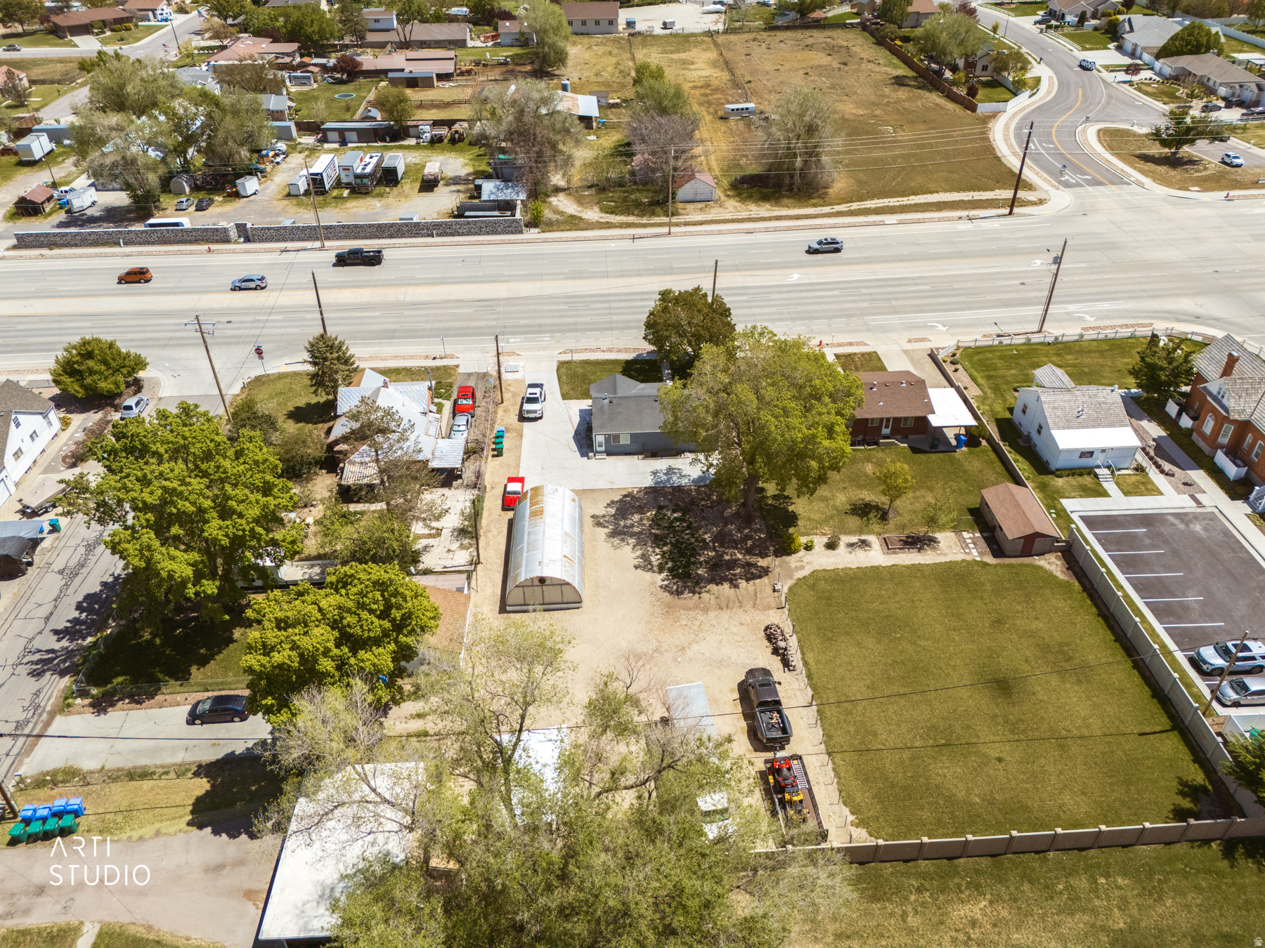 main property photo 22