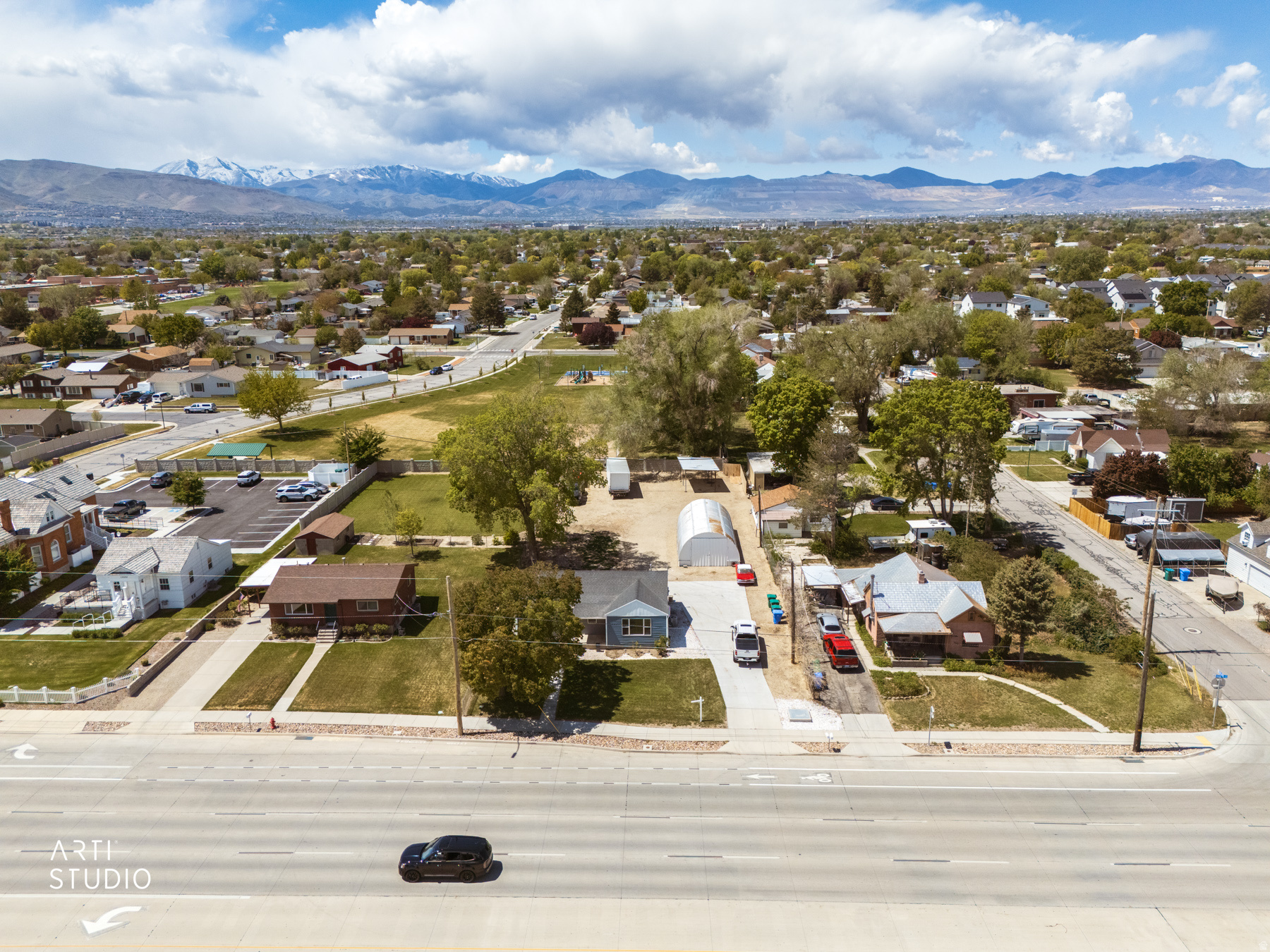 main property photo 24
