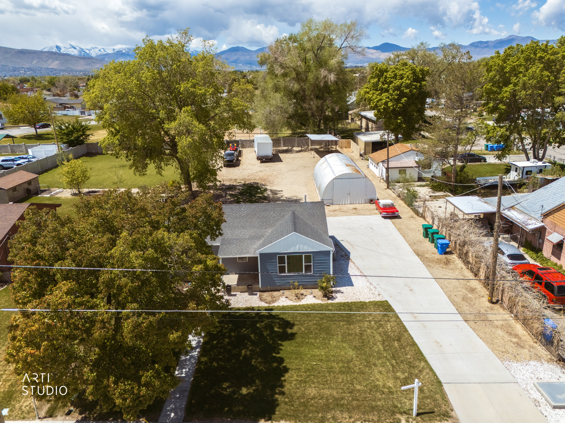 main property photo 29
