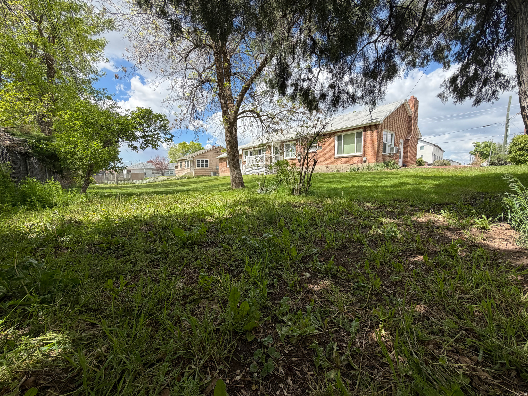 main property photo 16