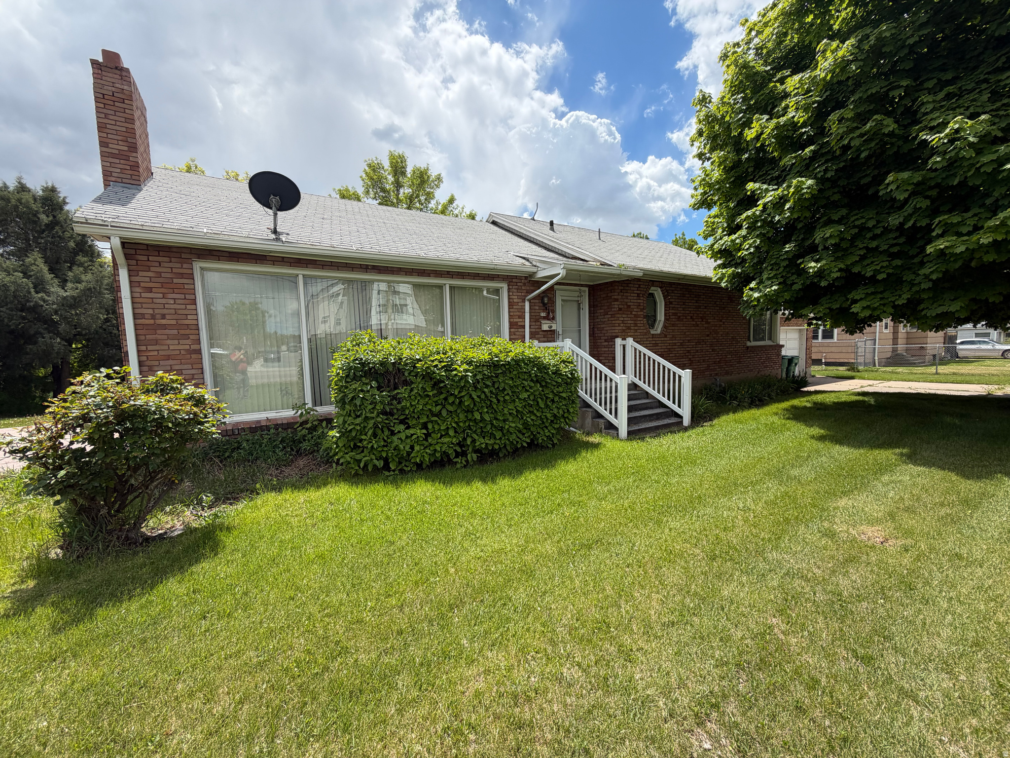 main property photo 18