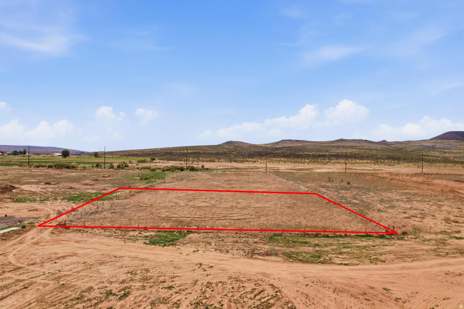 main property photo 16