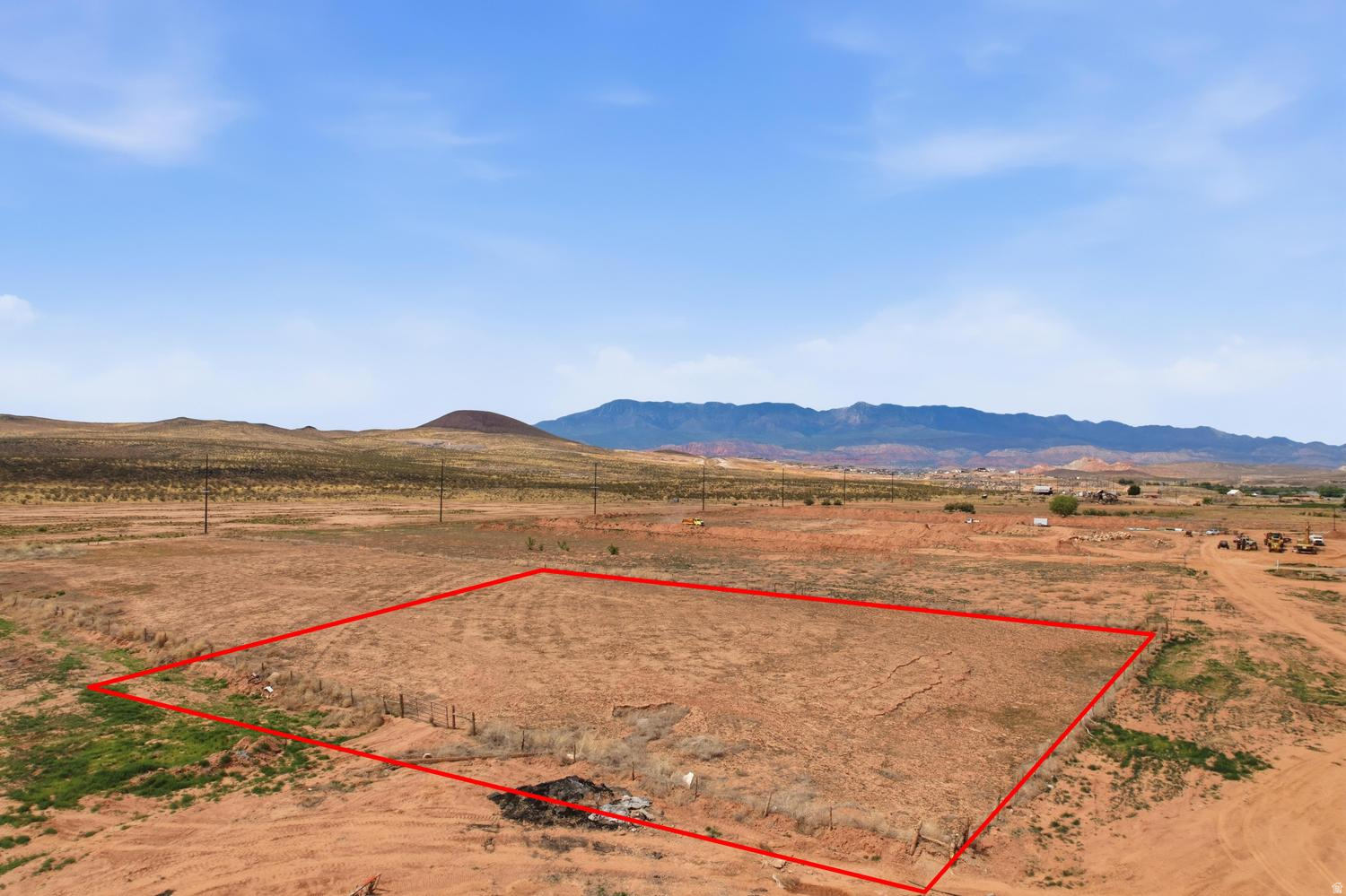main property photo 18