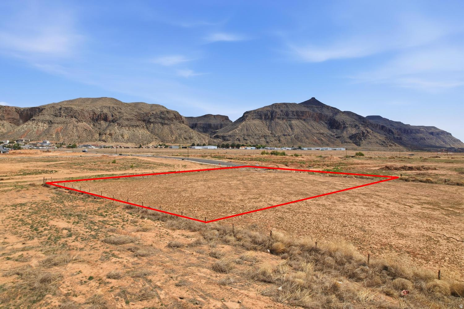 main property photo 4