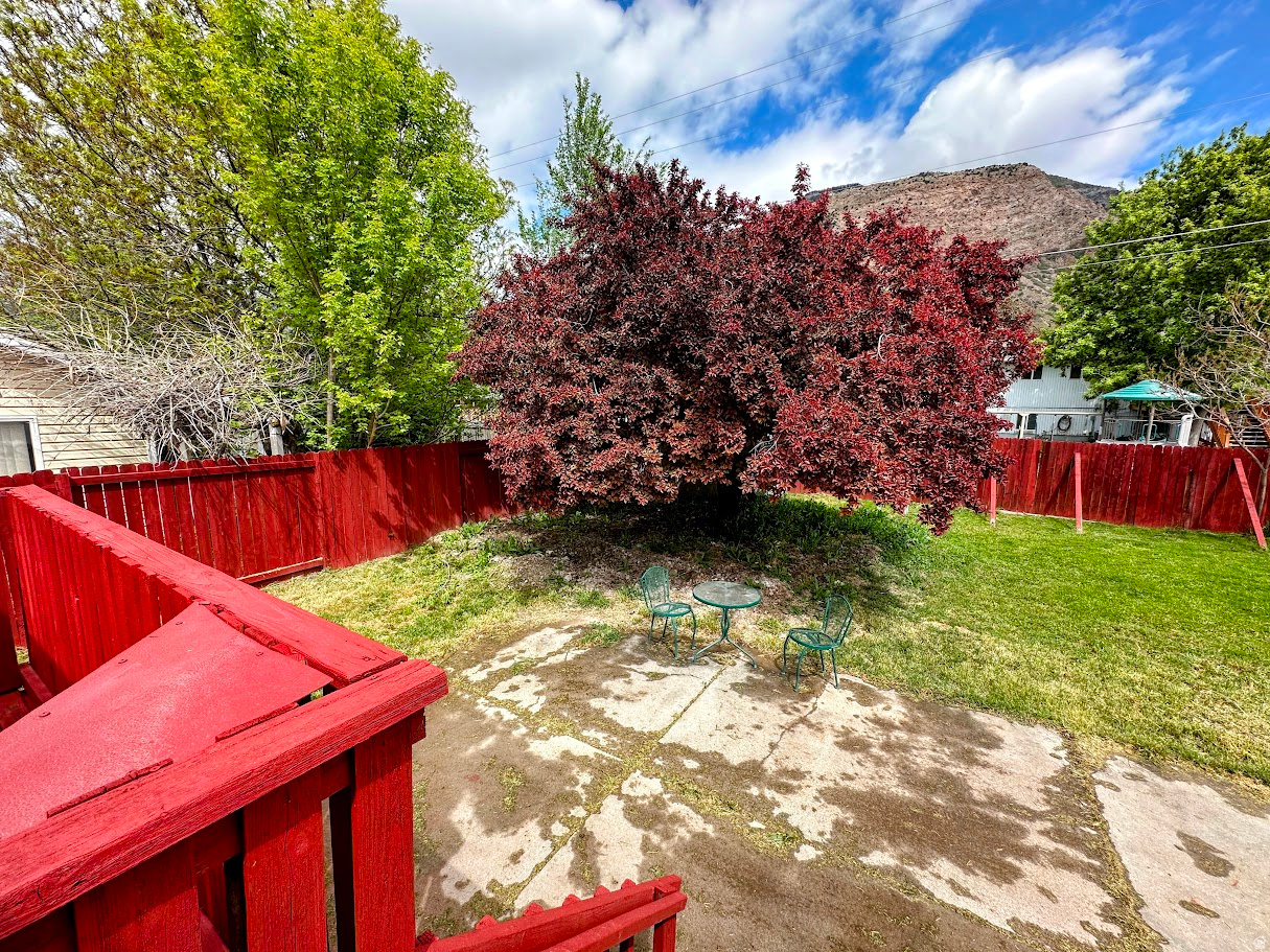 main property photo 12