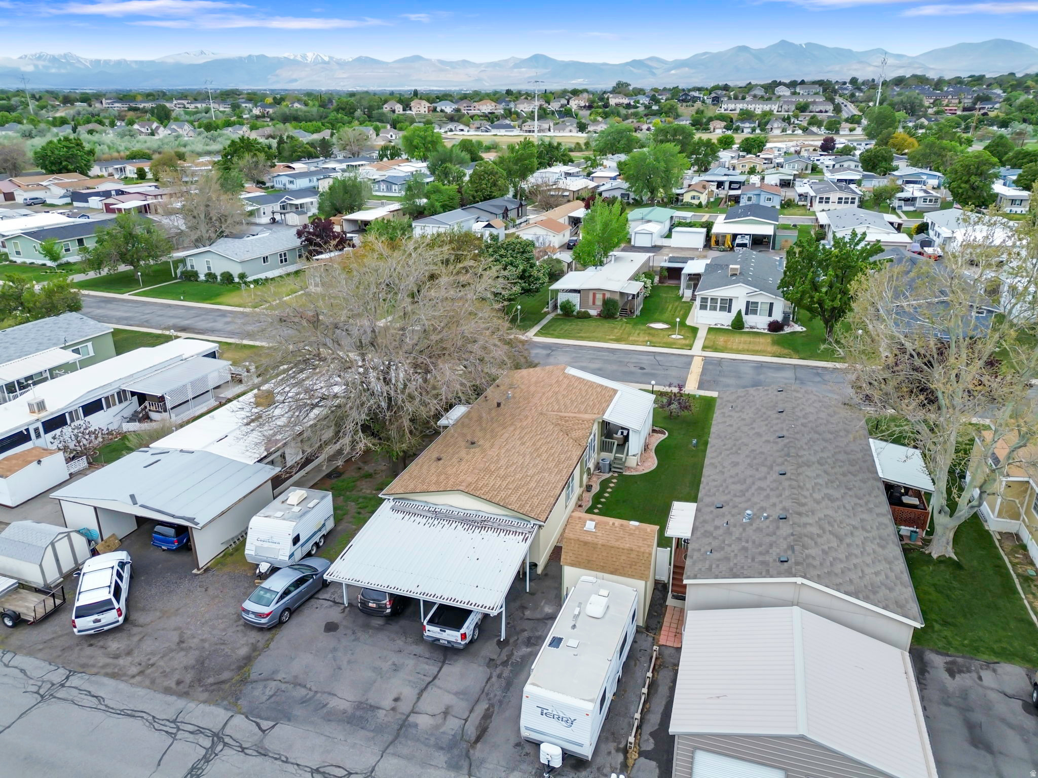main property photo 31