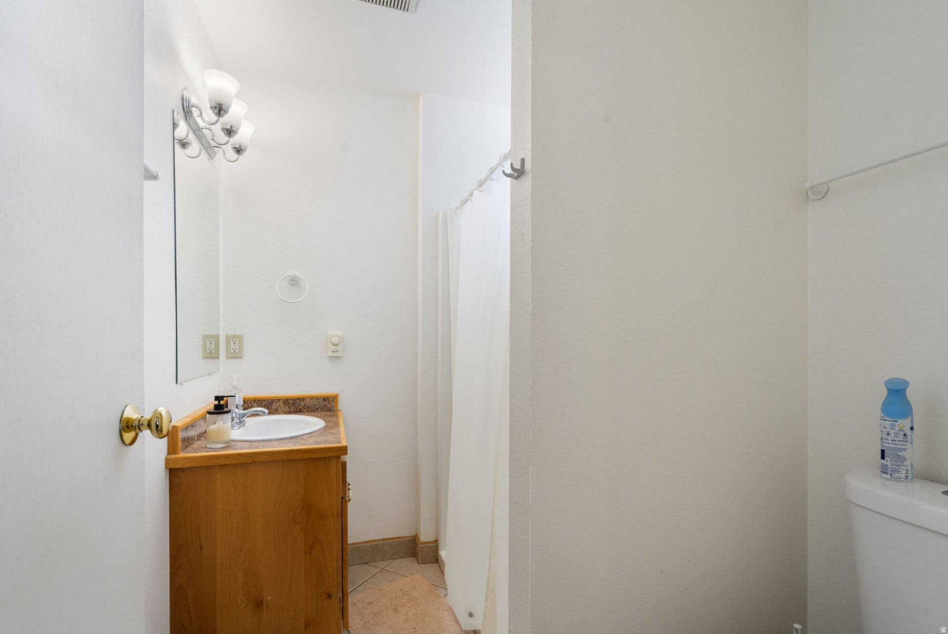 main property photo 66