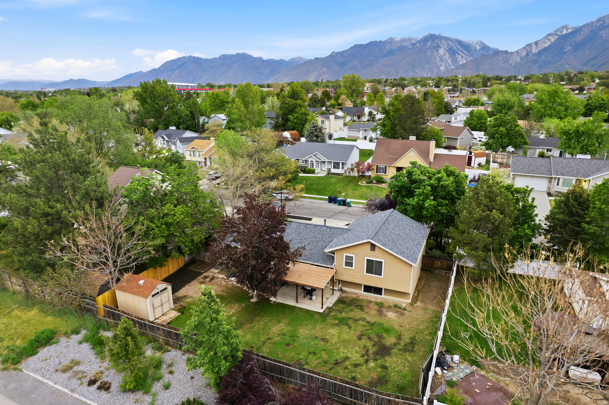 main property photo 26