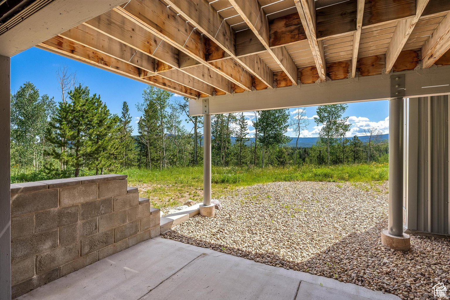 main property photo 49