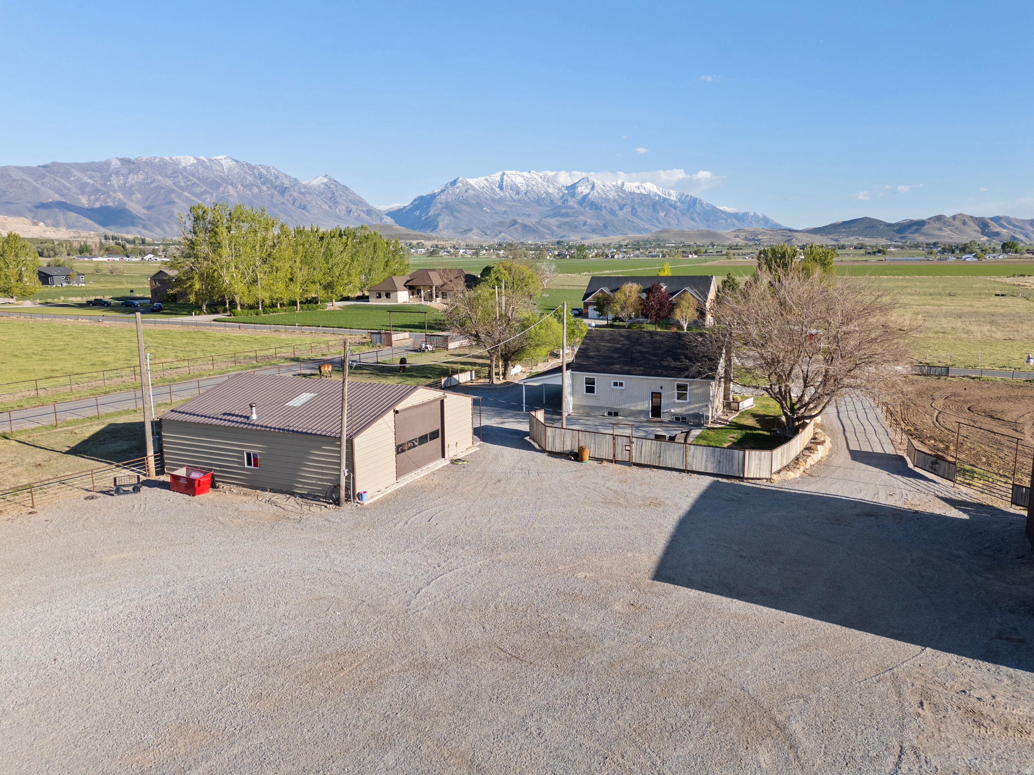 main property photo 41