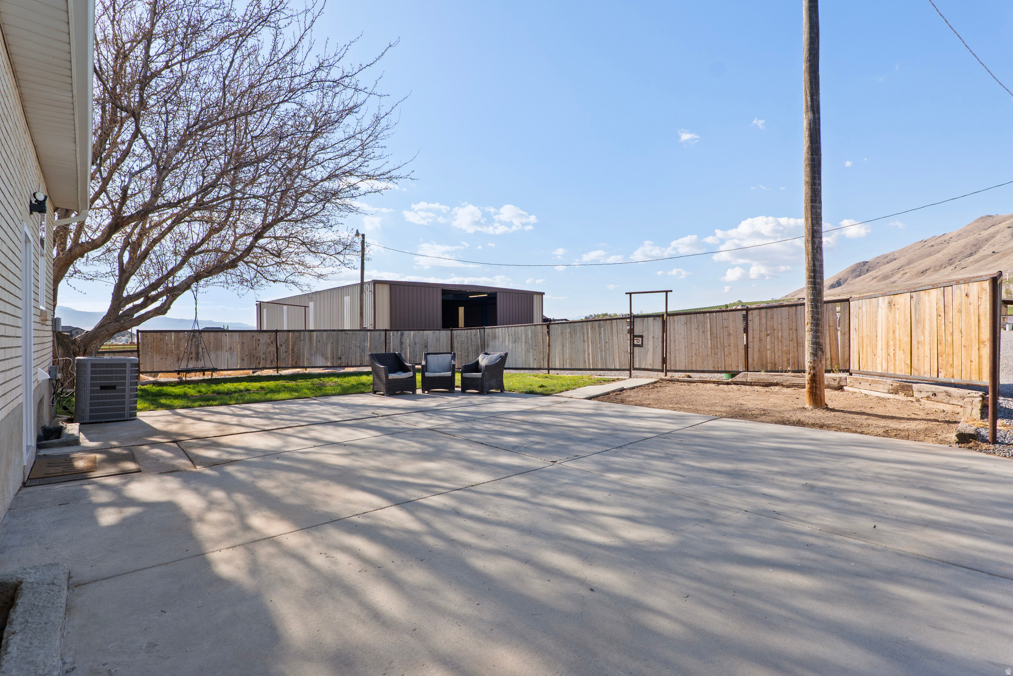 main property photo 47