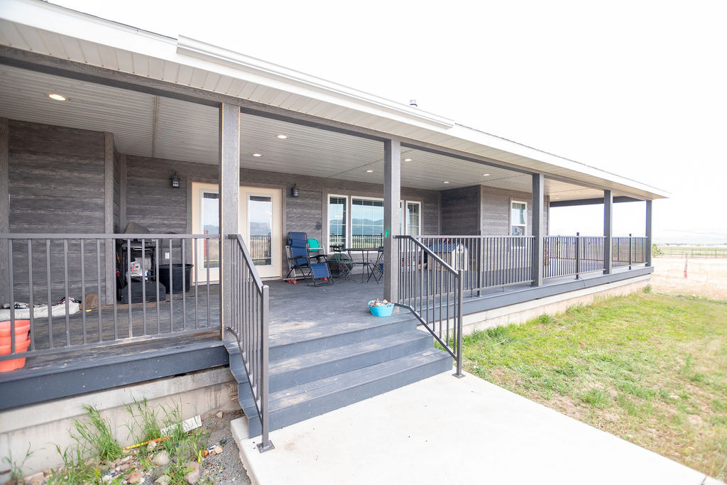 main property photo 17