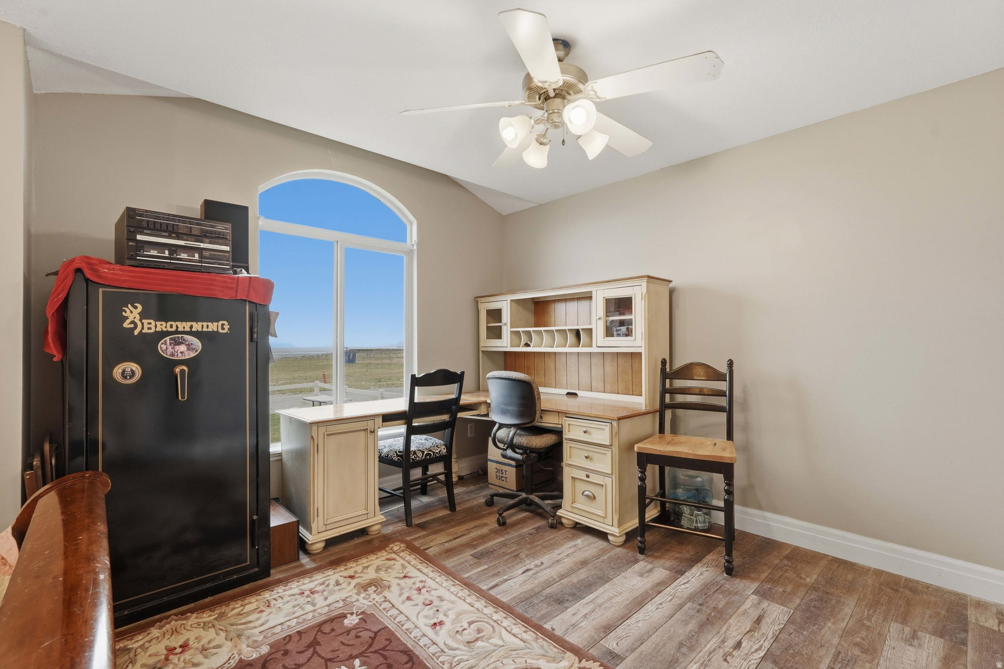 main property photo 20