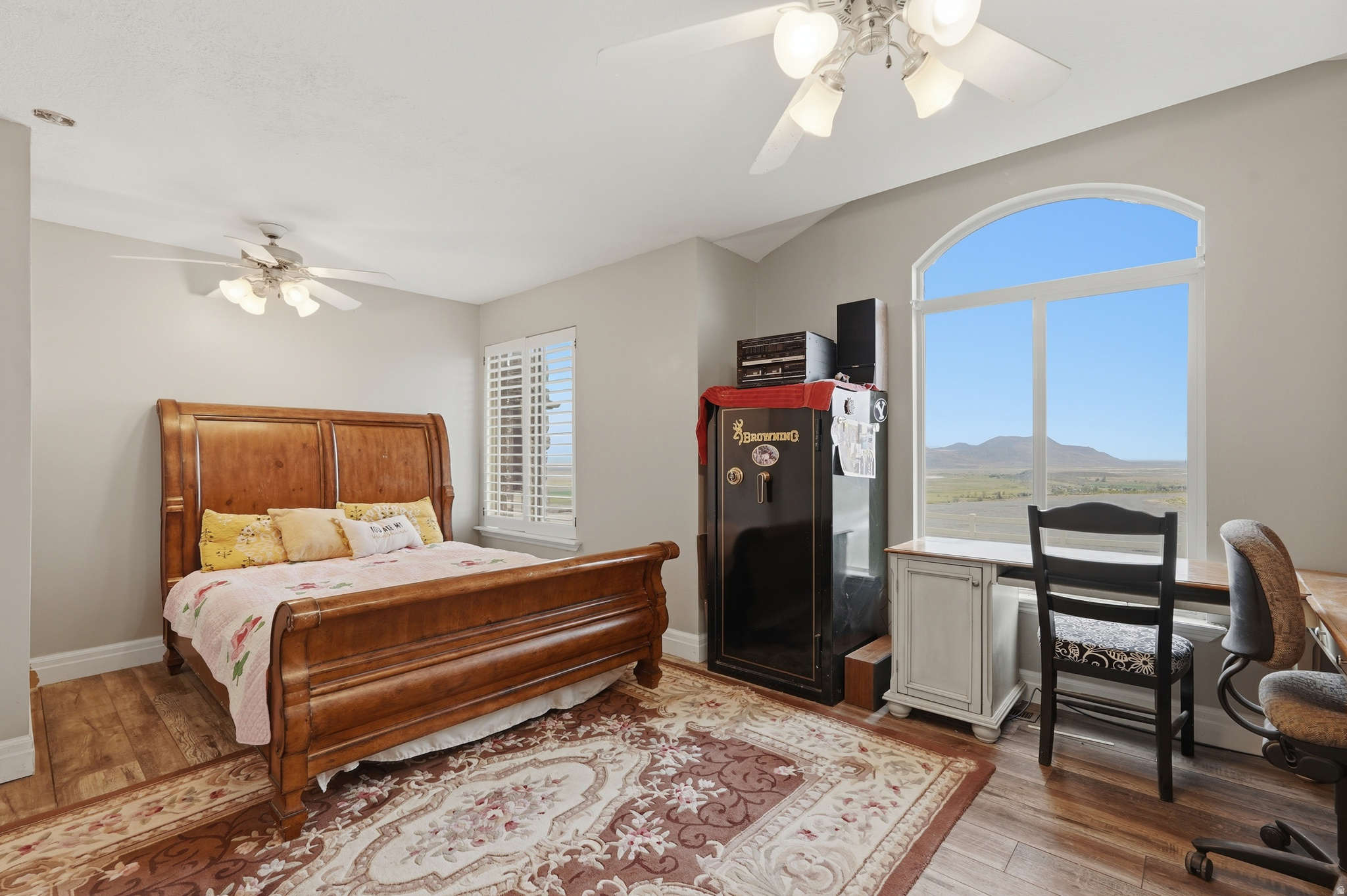 main property photo 22