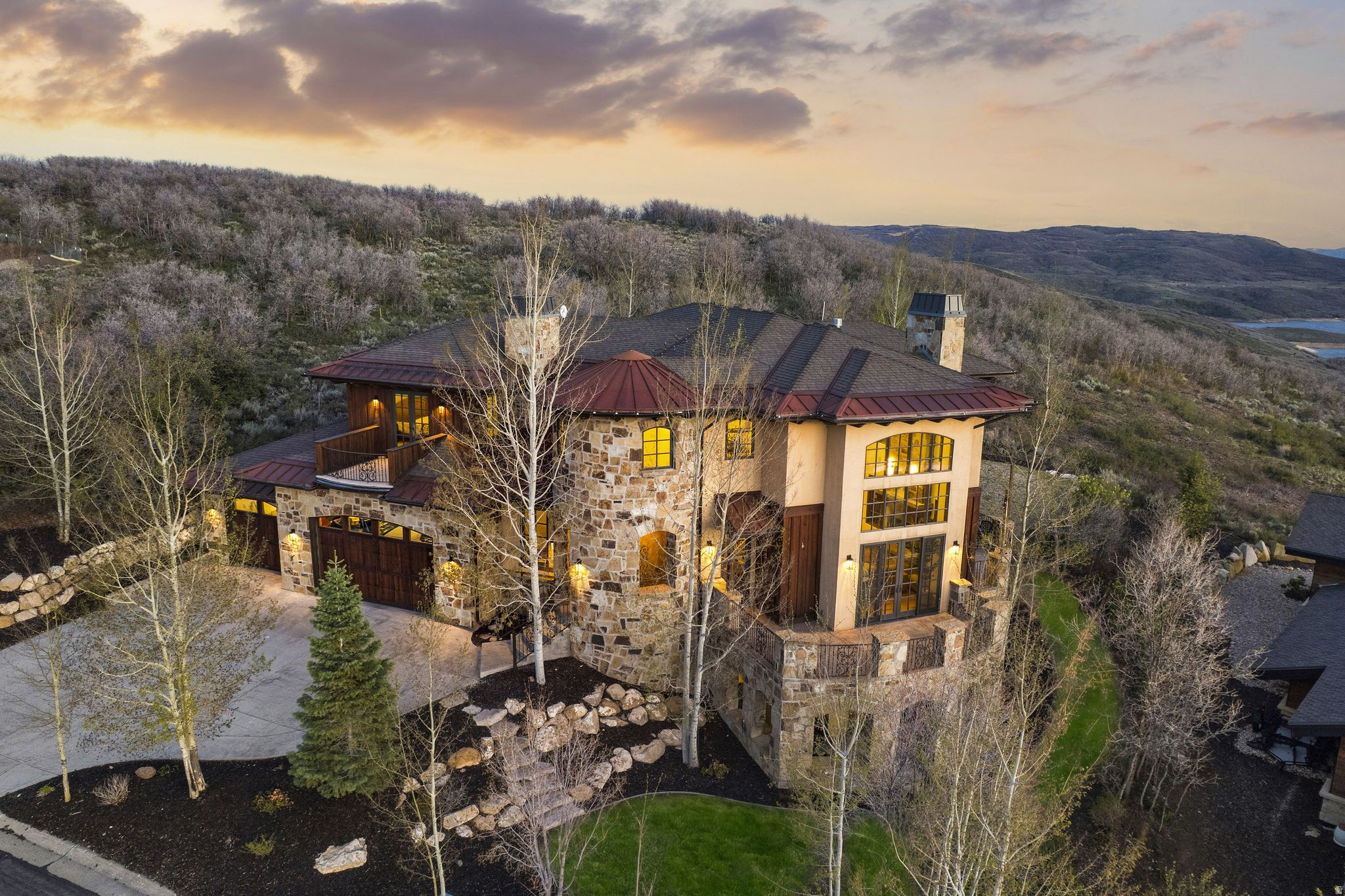 main property photo 74
