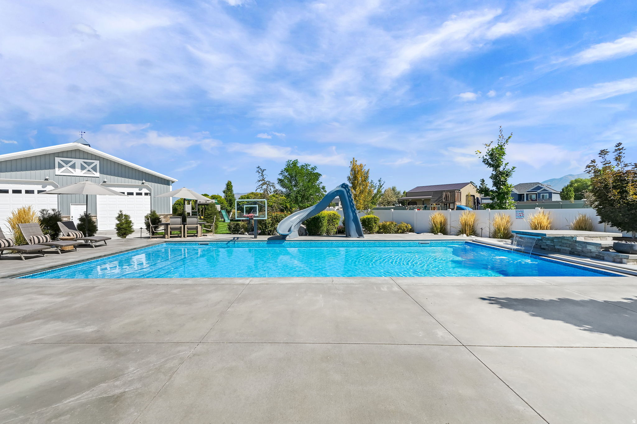 main property photo 66
