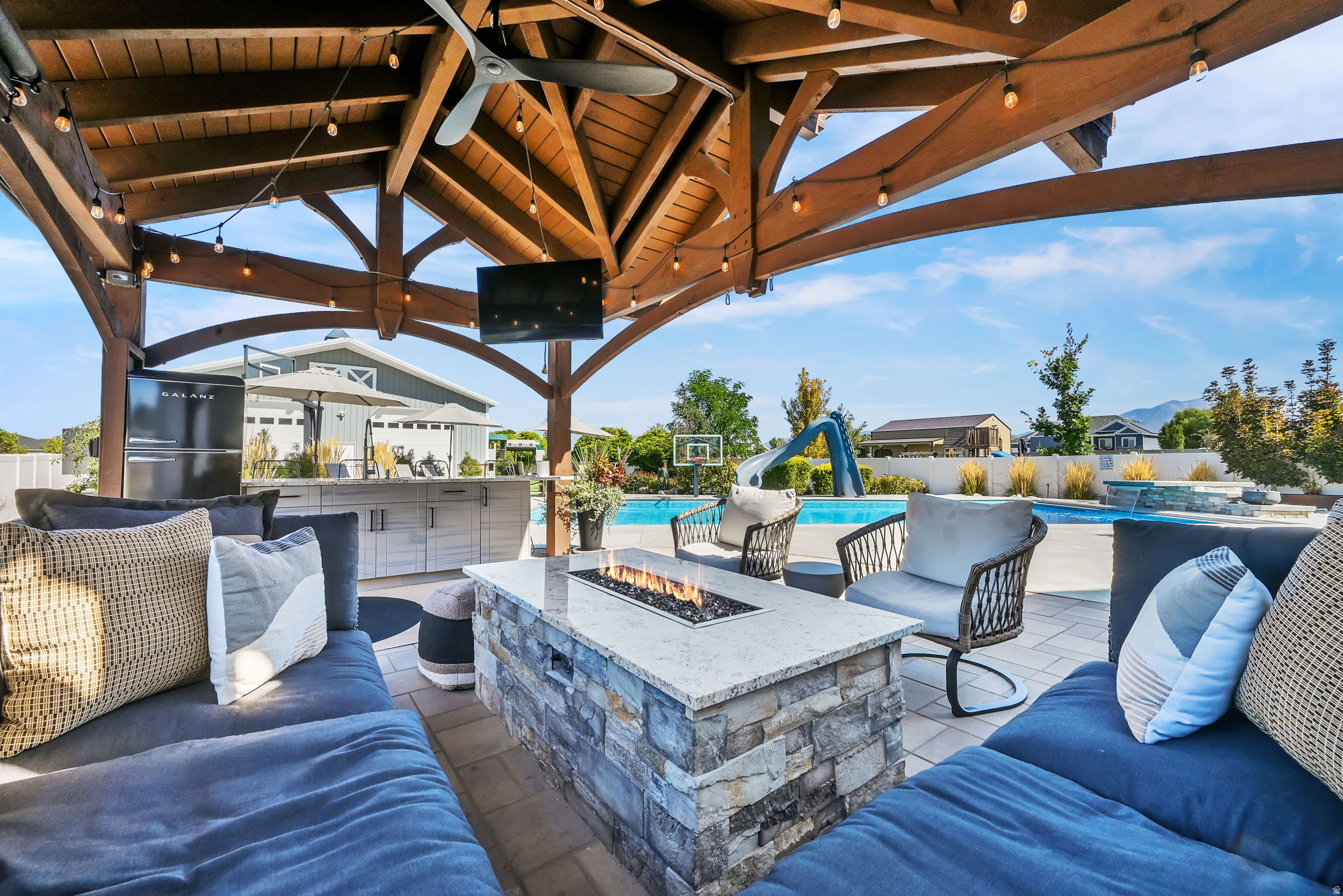 main property photo 67
