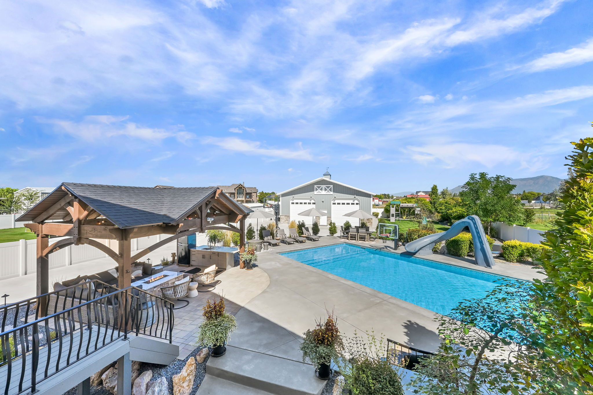 main property photo 68