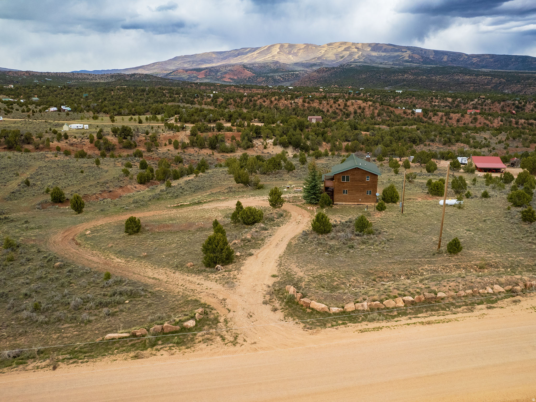 main property photo 33