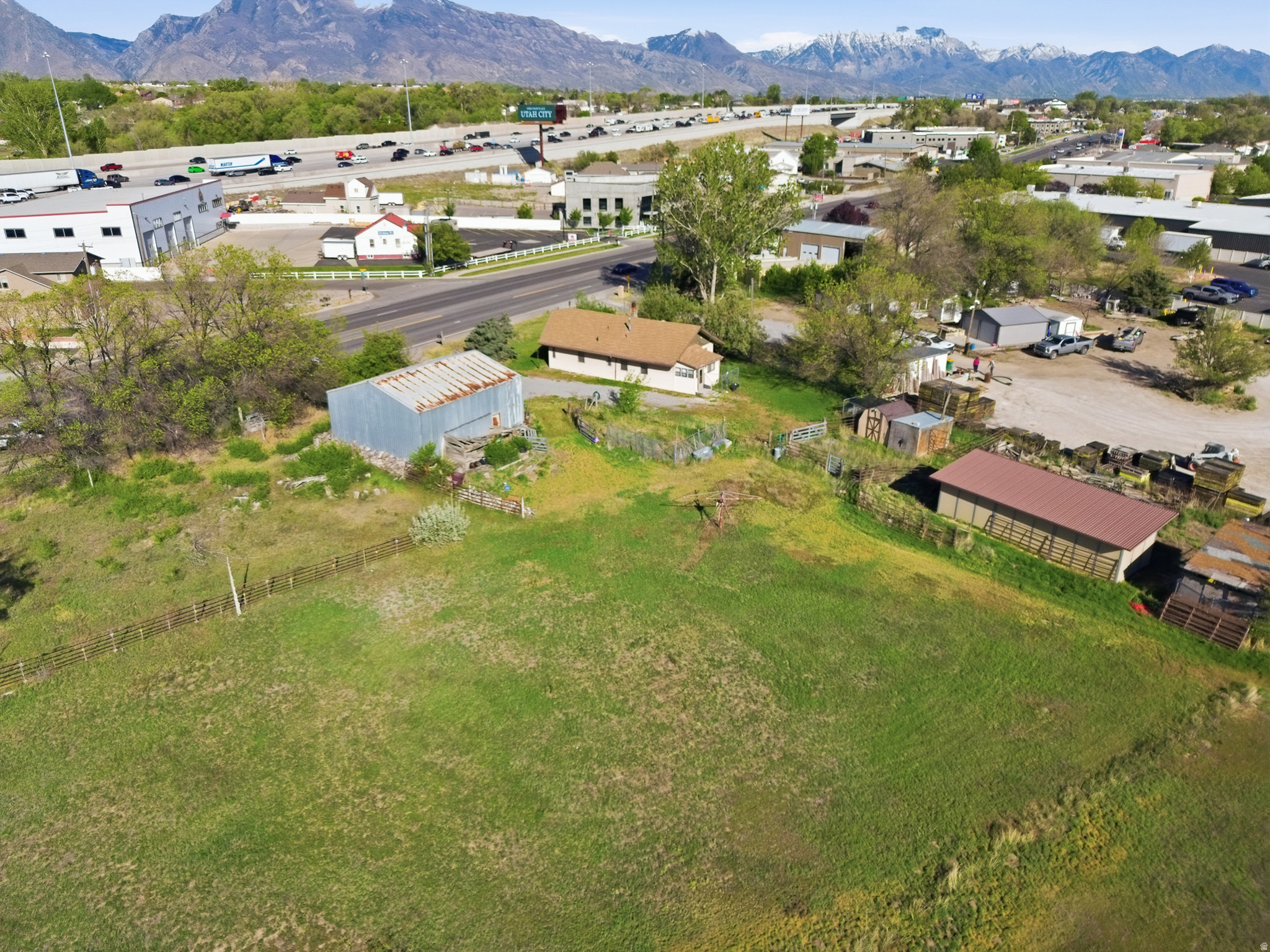 main property photo 11