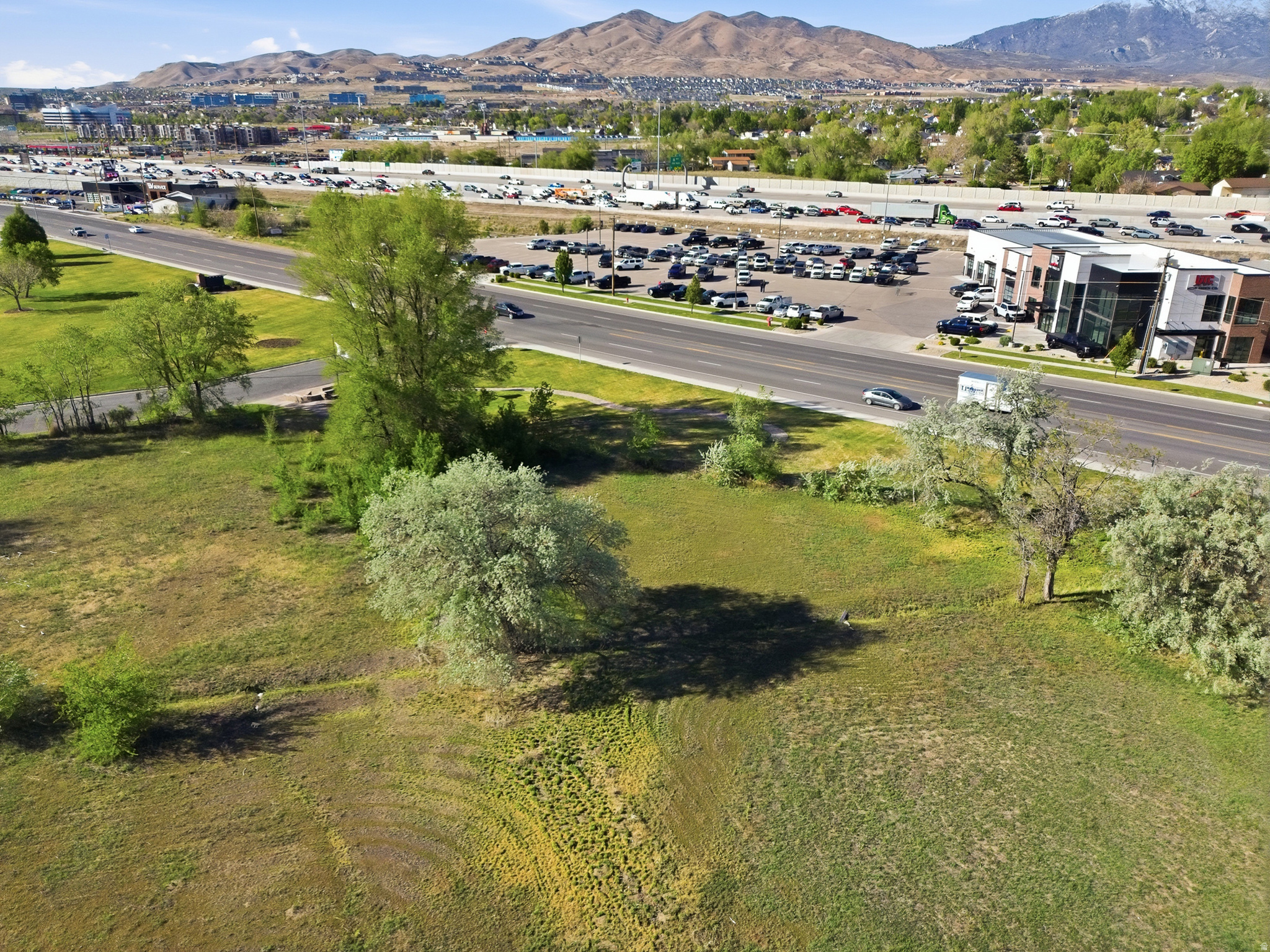 main property photo 14