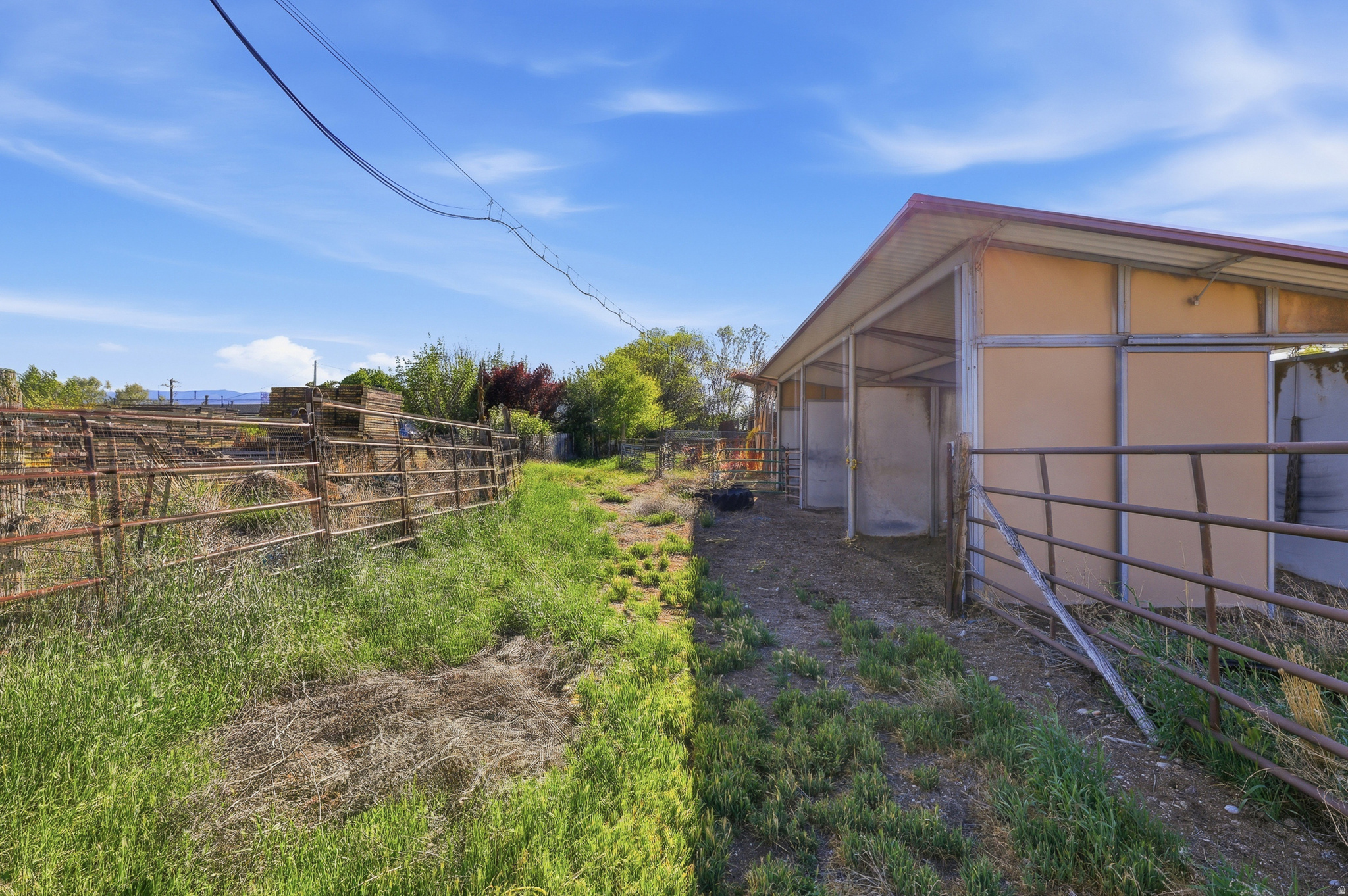 main property photo 30
