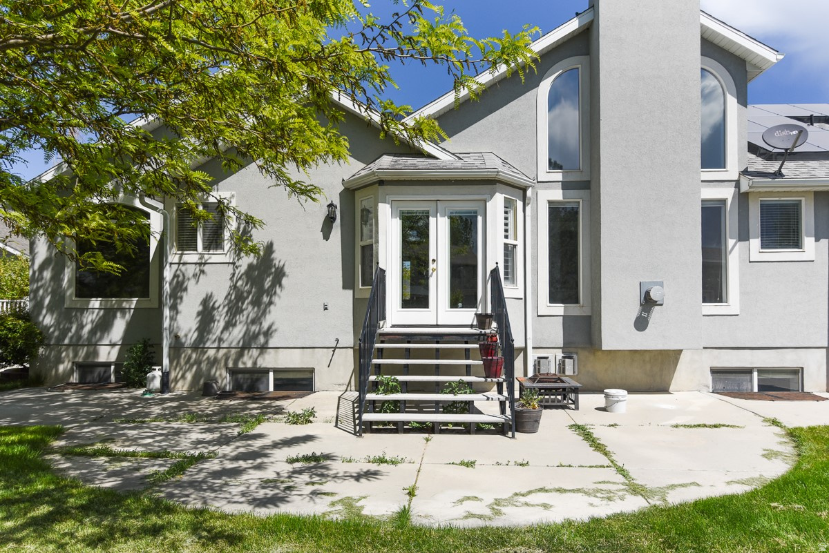 main property photo 78