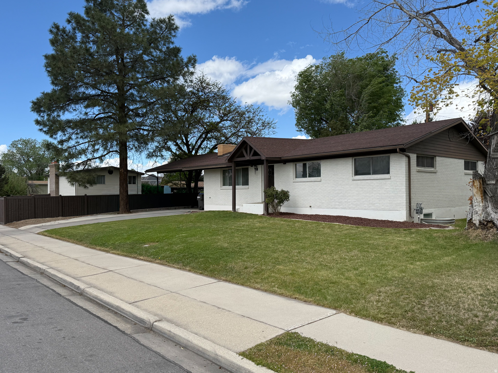 main property photo 39