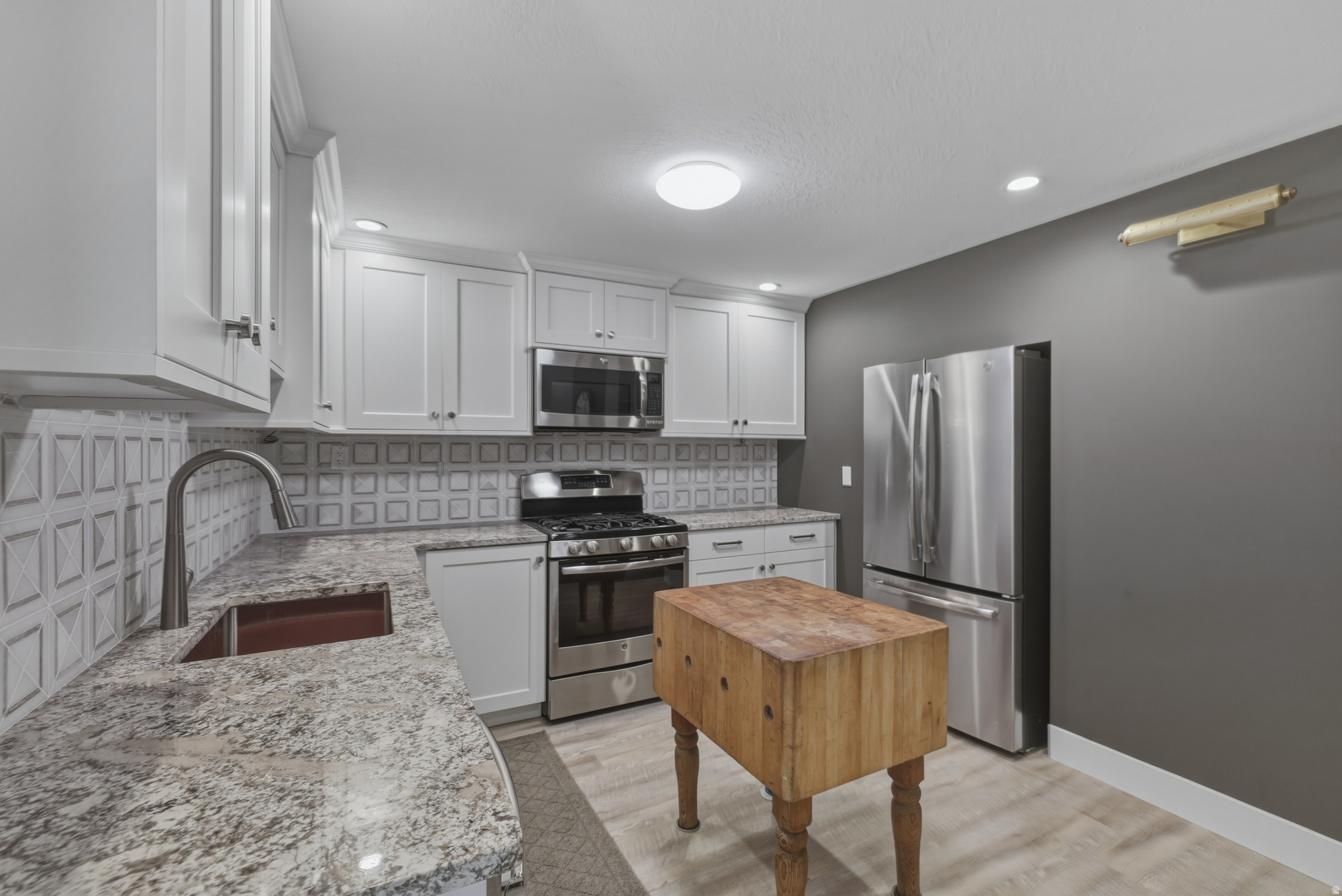 main property photo 72