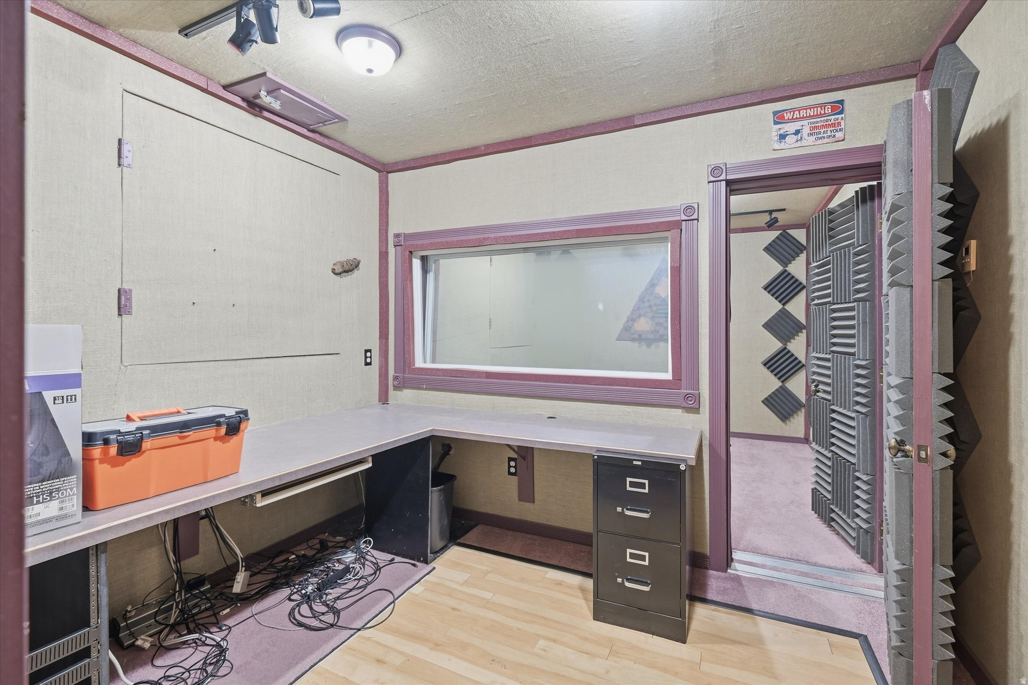 main property photo 19