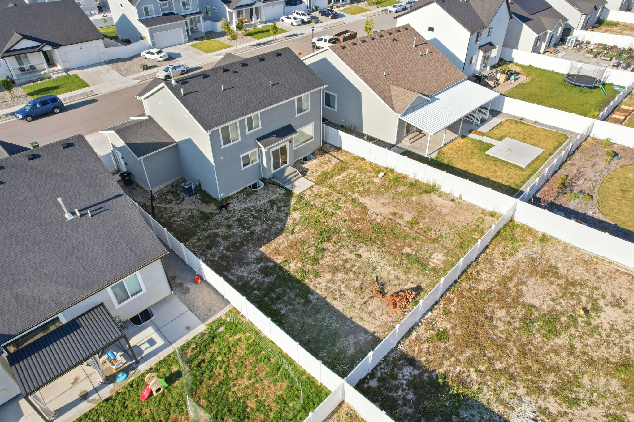 main property photo 16