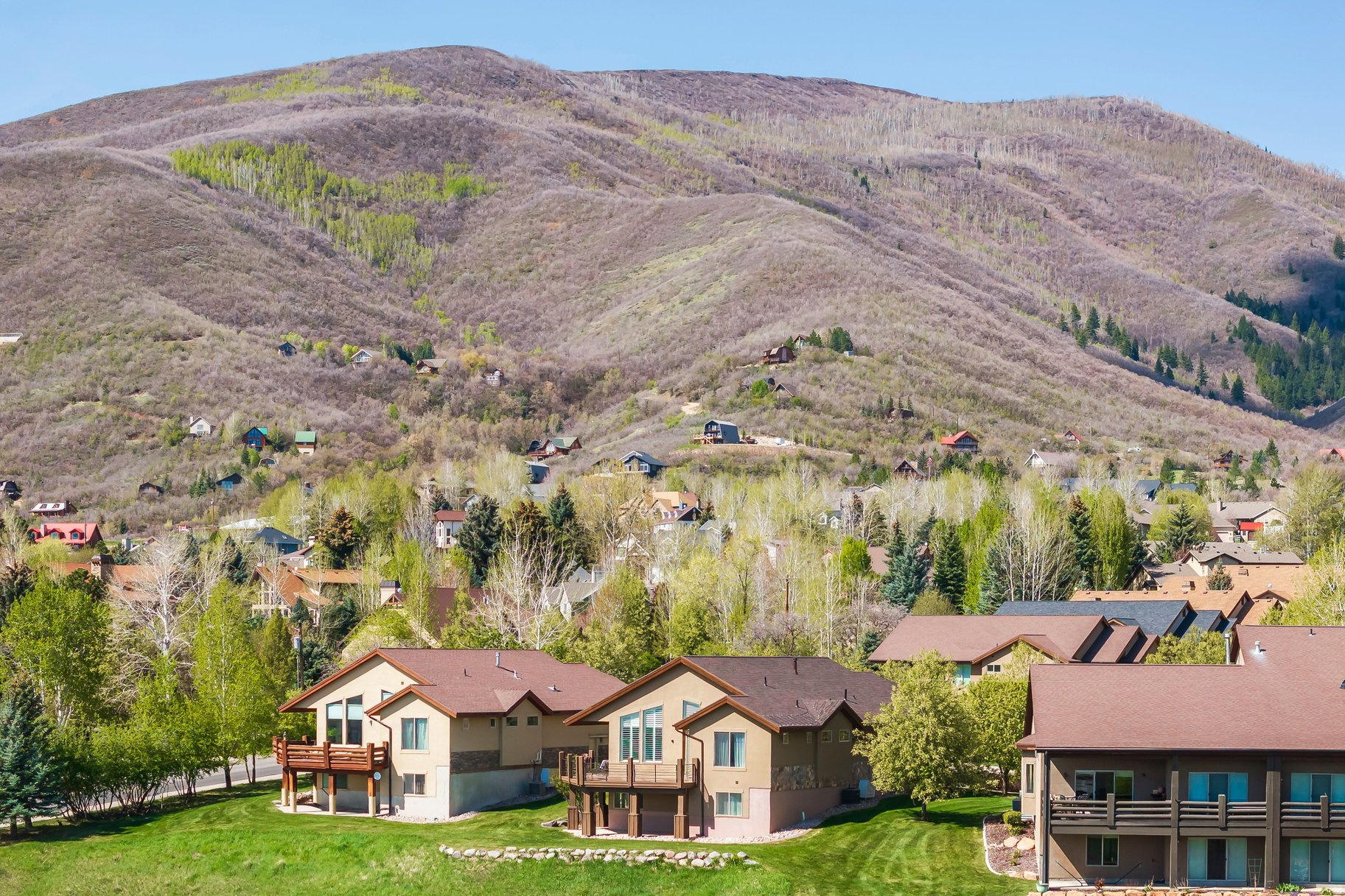 main property photo 45