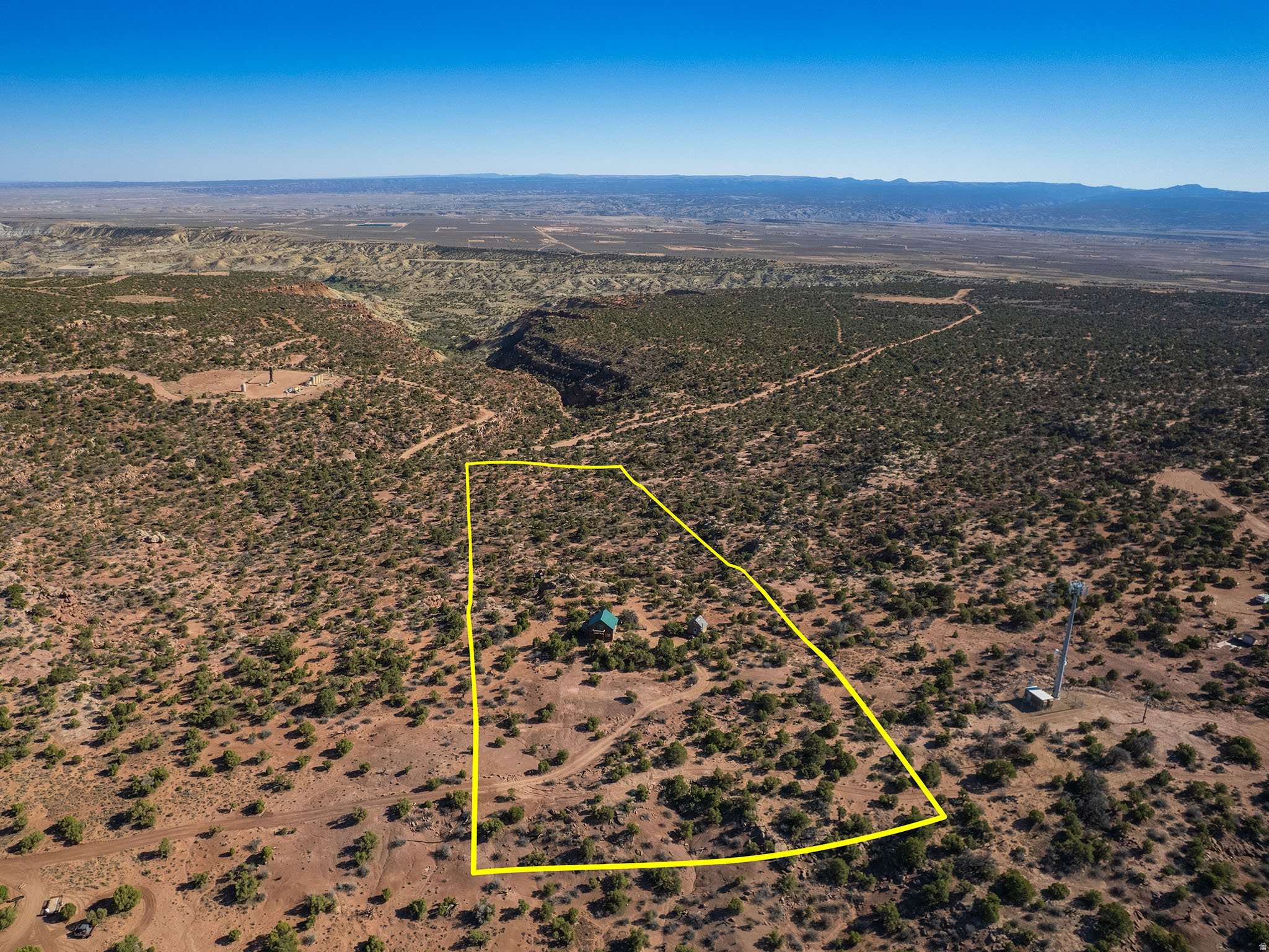 main property photo 16