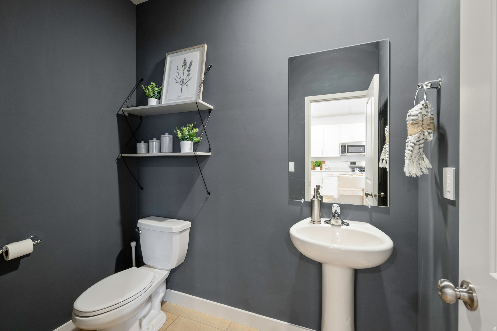 main property photo 8