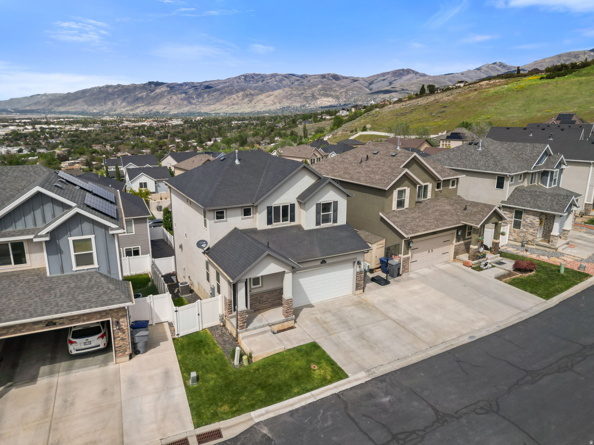 main property photo 24