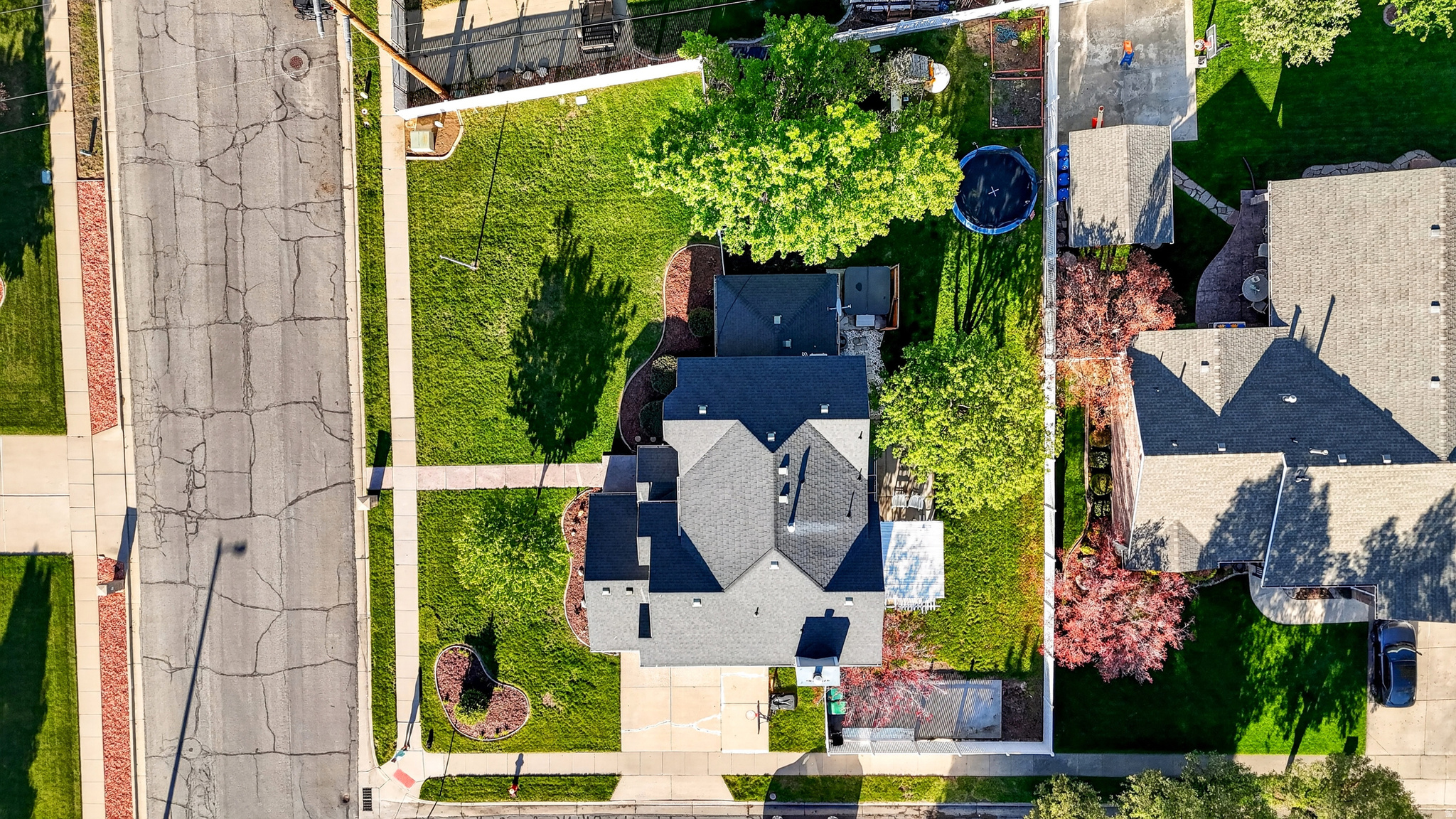 main property photo 47