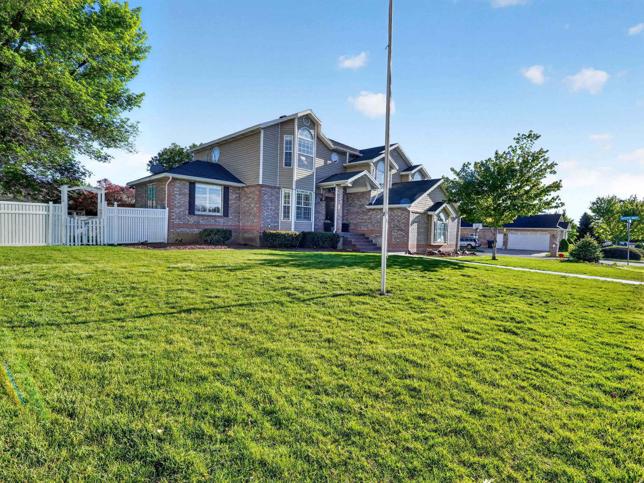 main property photo 53
