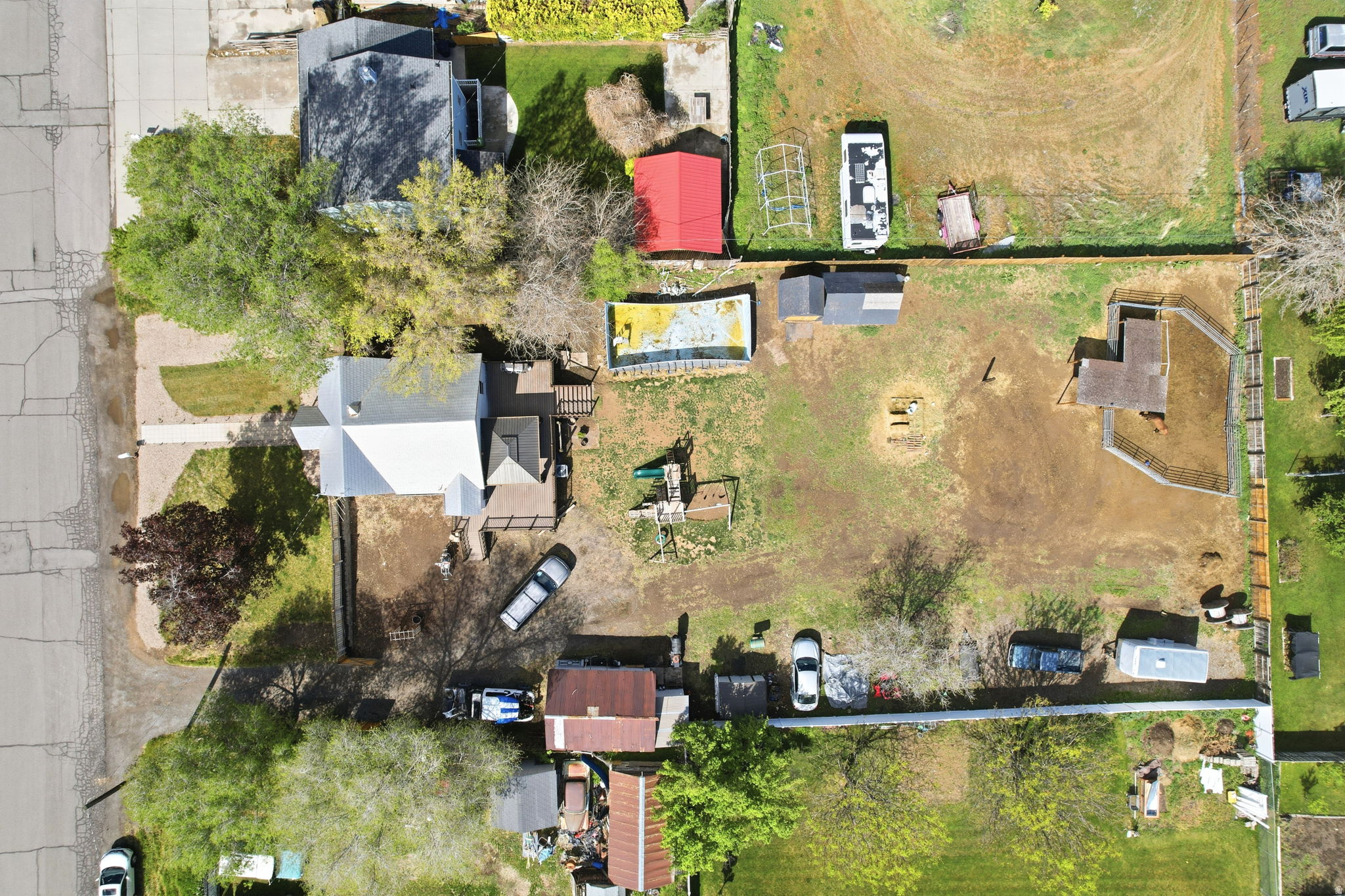 main property photo 30