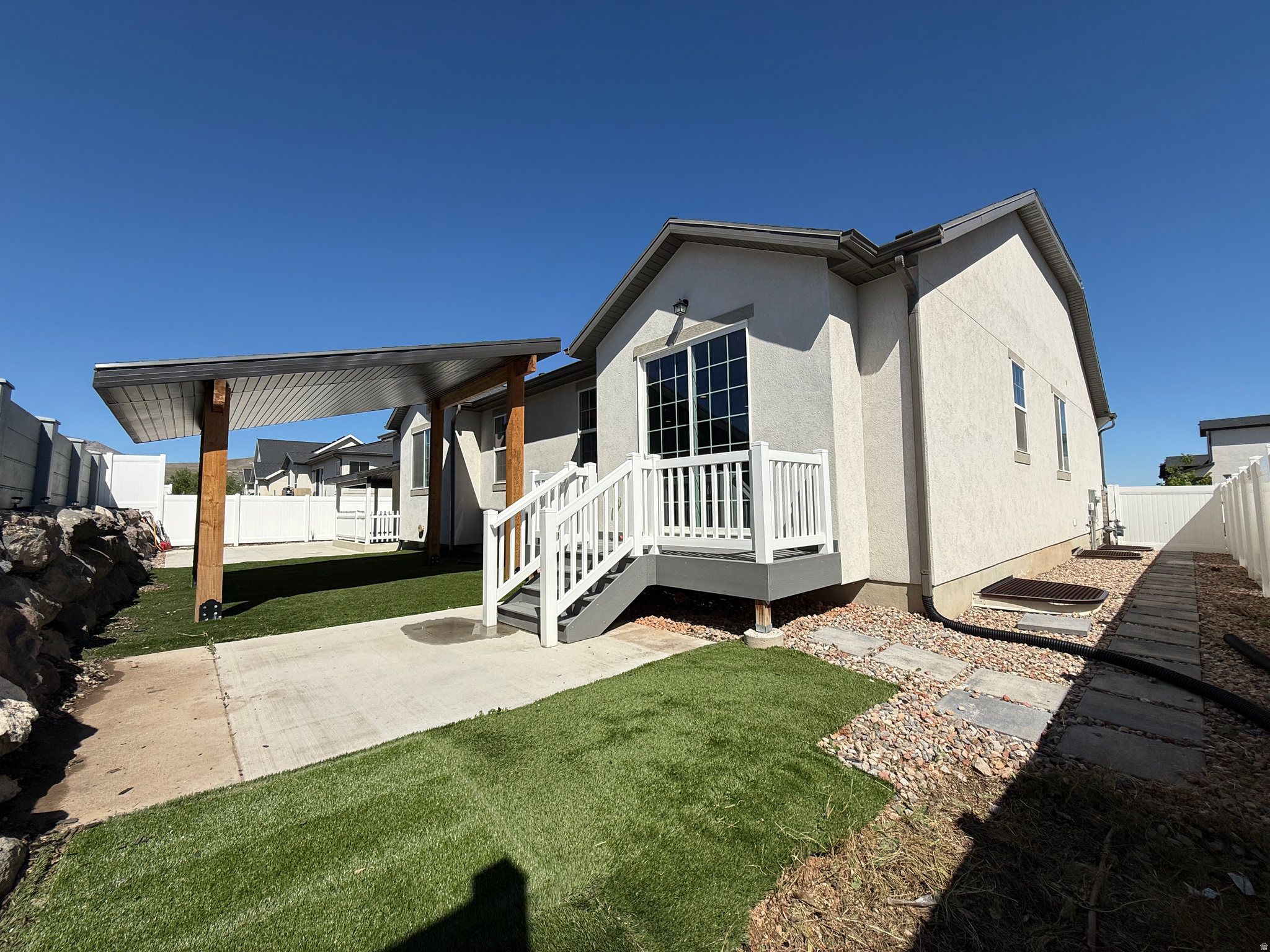 main property photo 37