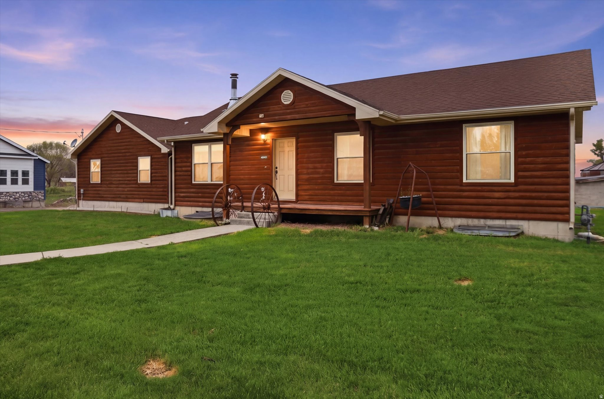 main property photo 30