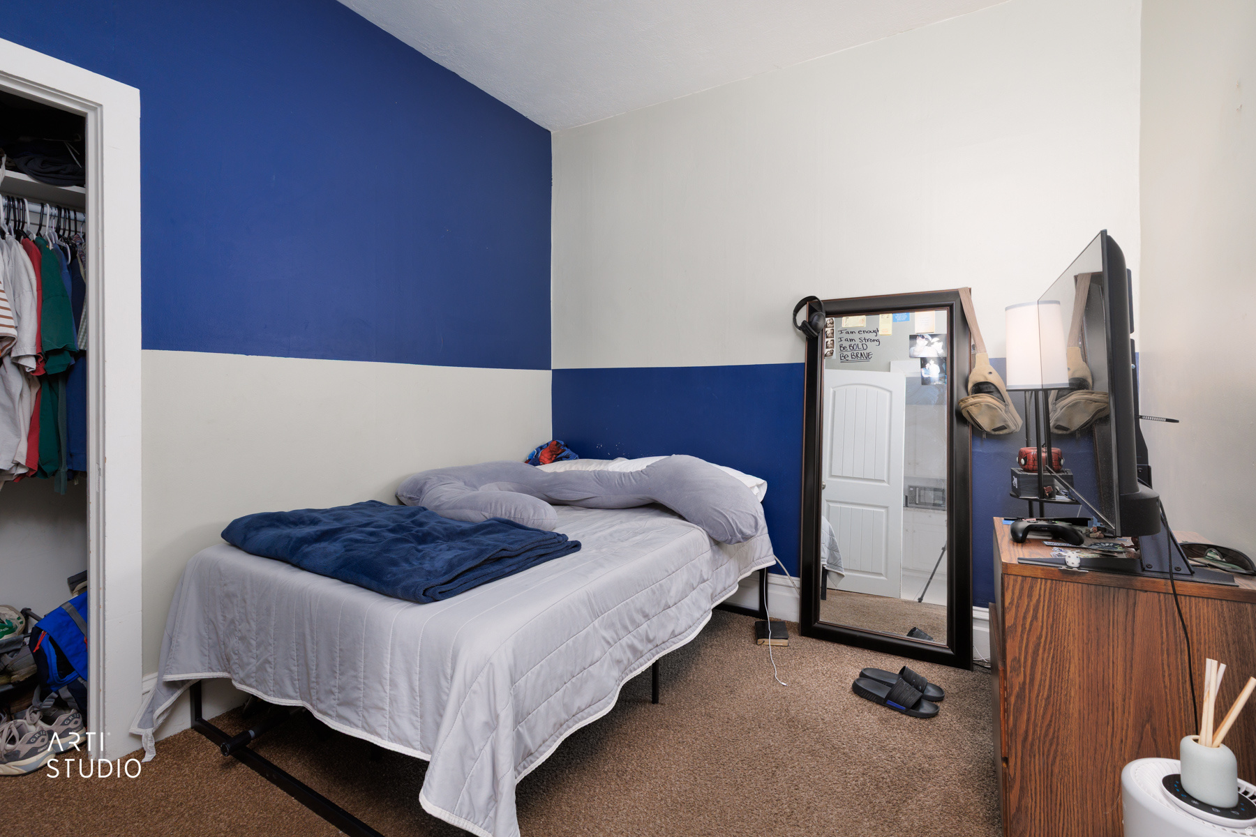 main property photo 10