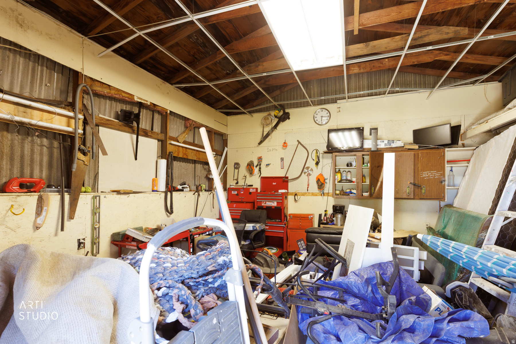 main property photo 17