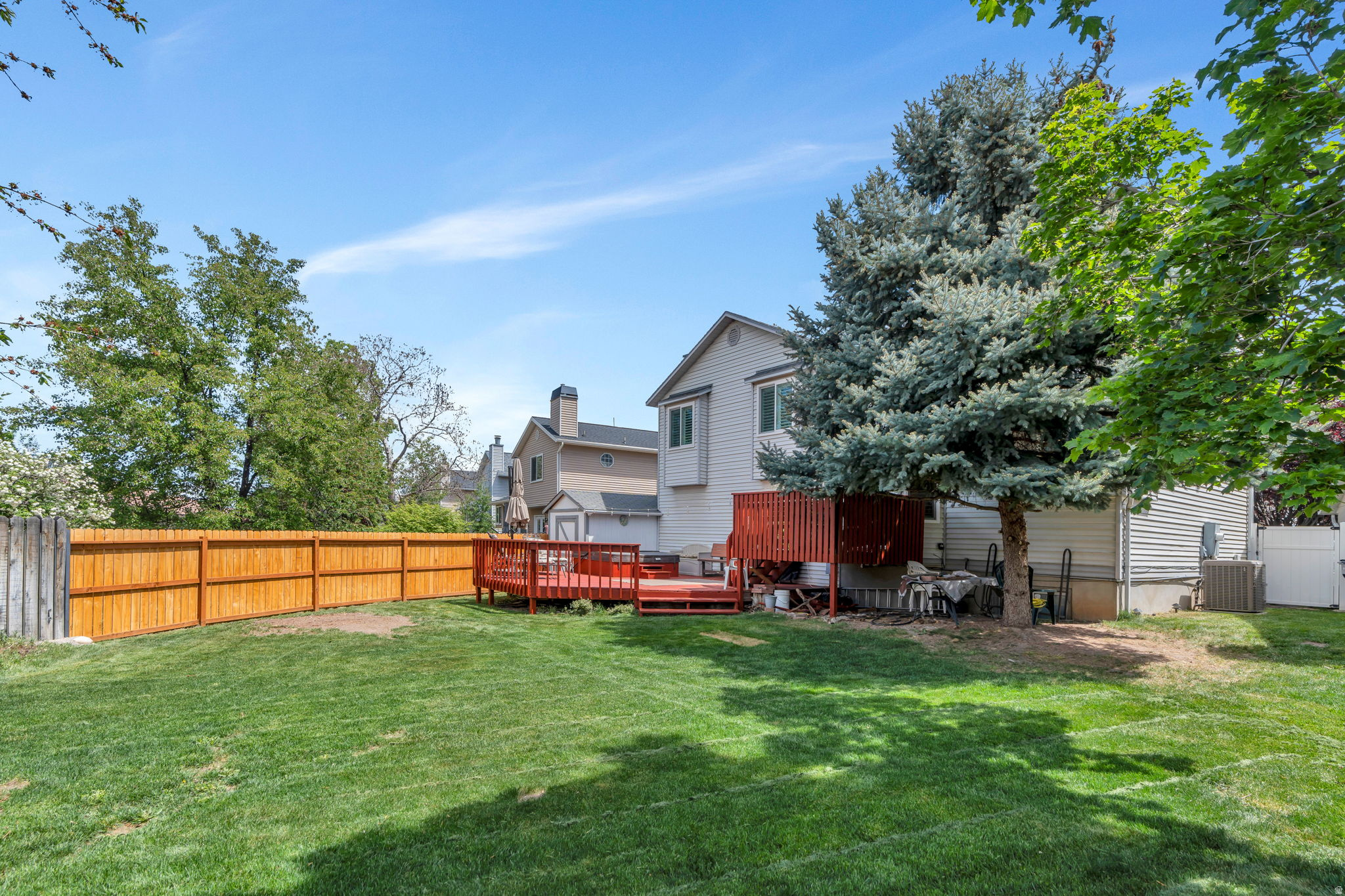 main property photo 34