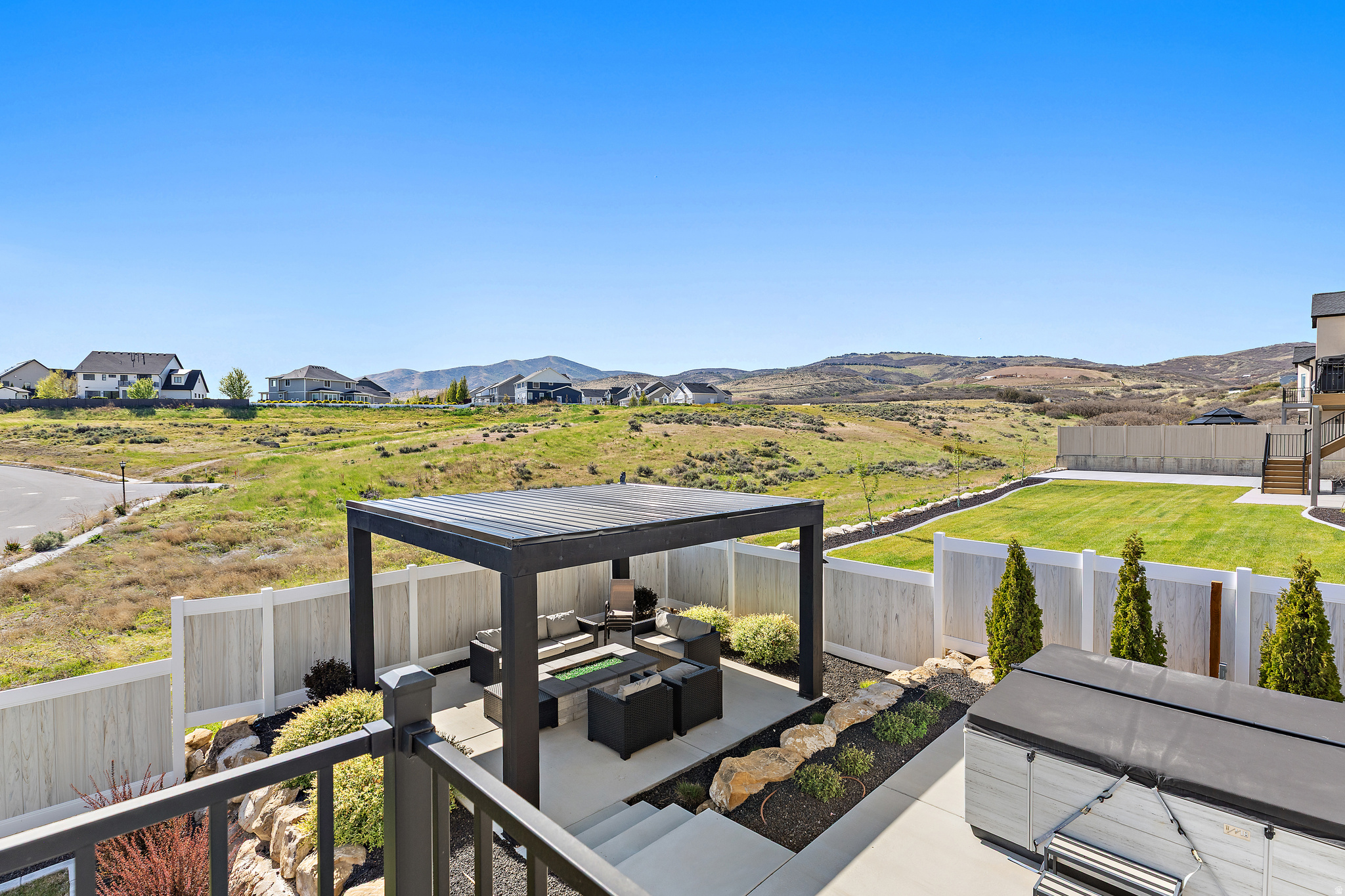 main property photo 51