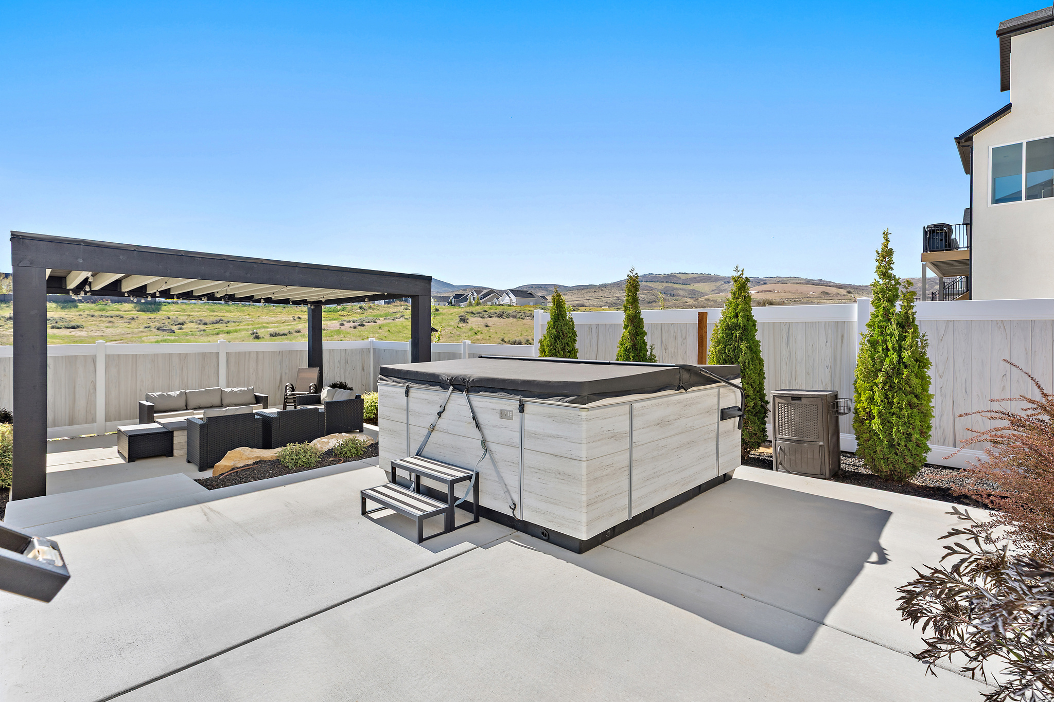 main property photo 56