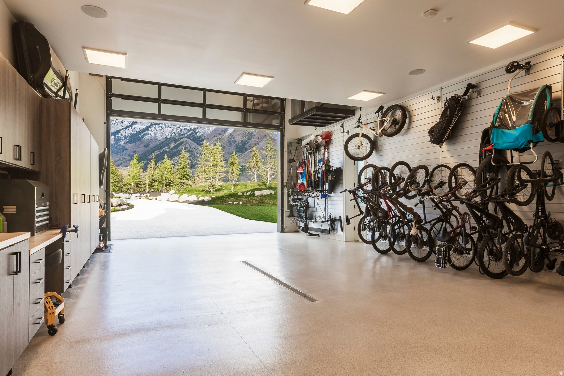 main property photo 84