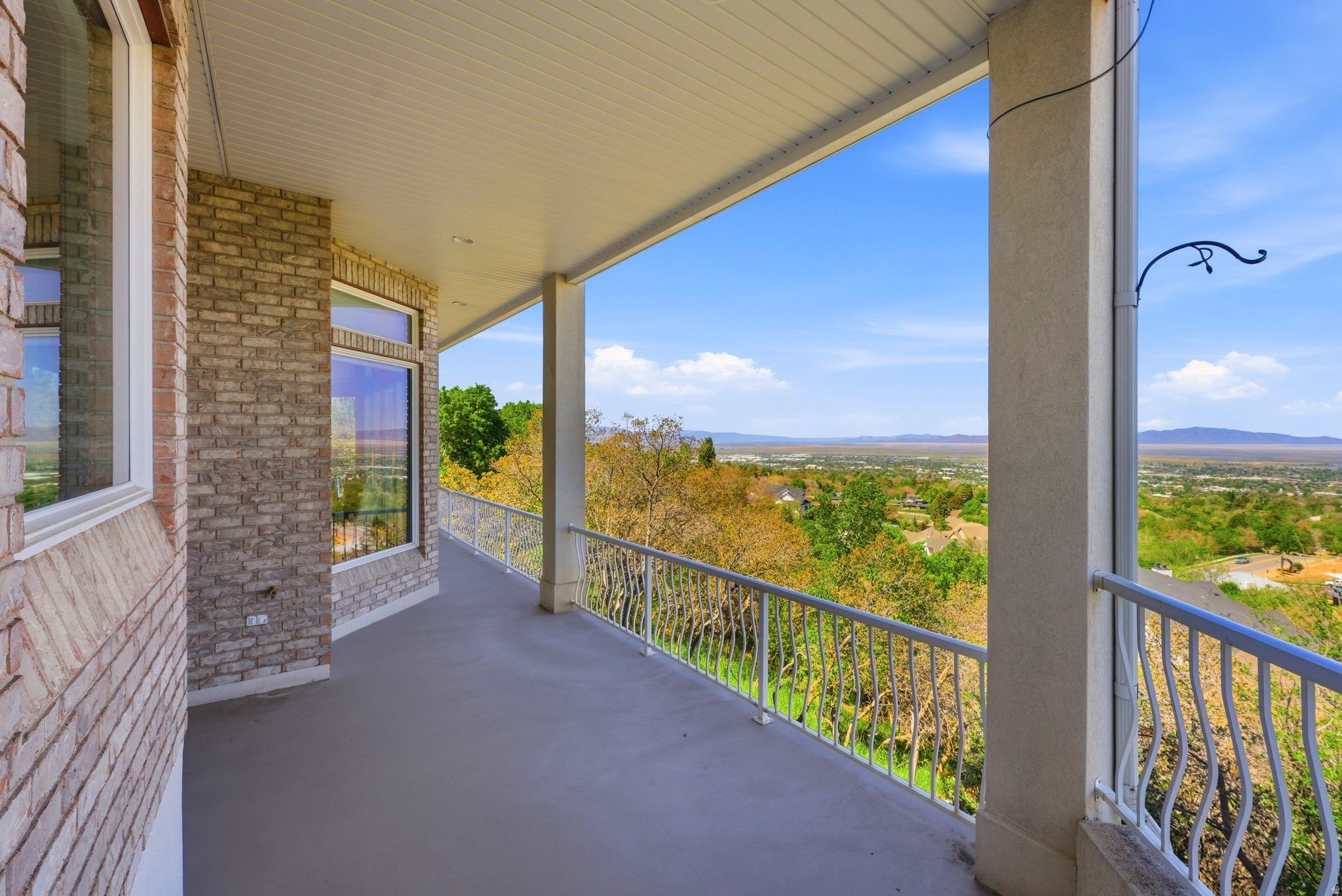 main property photo 85