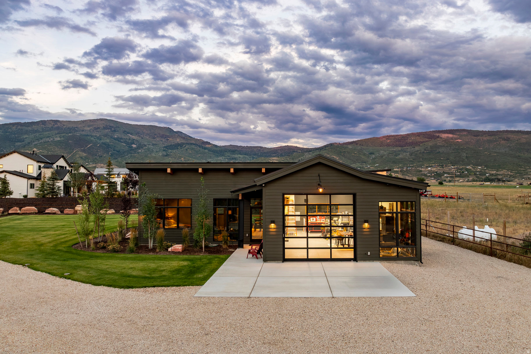 main property photo 20