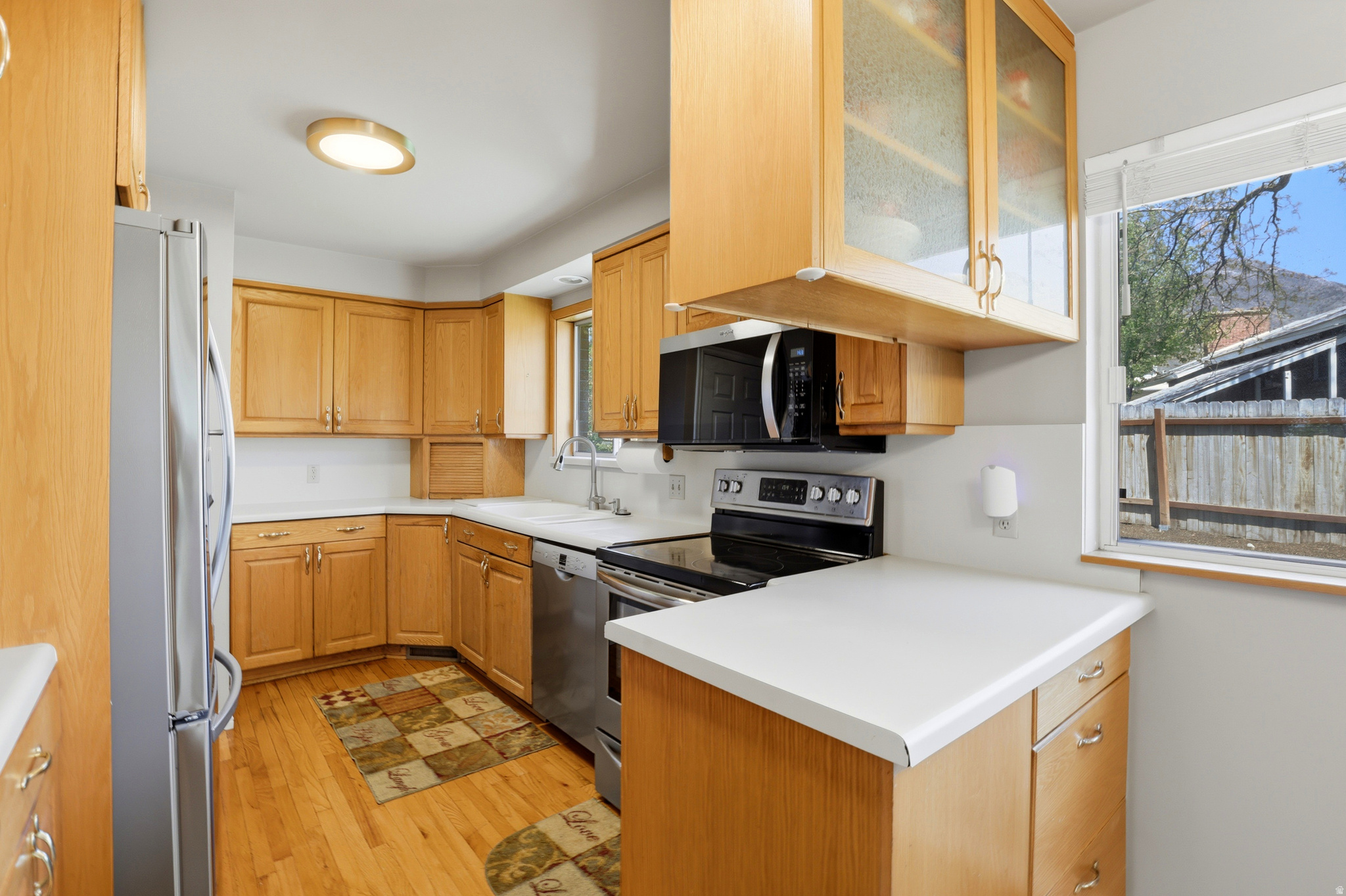 main property photo 11